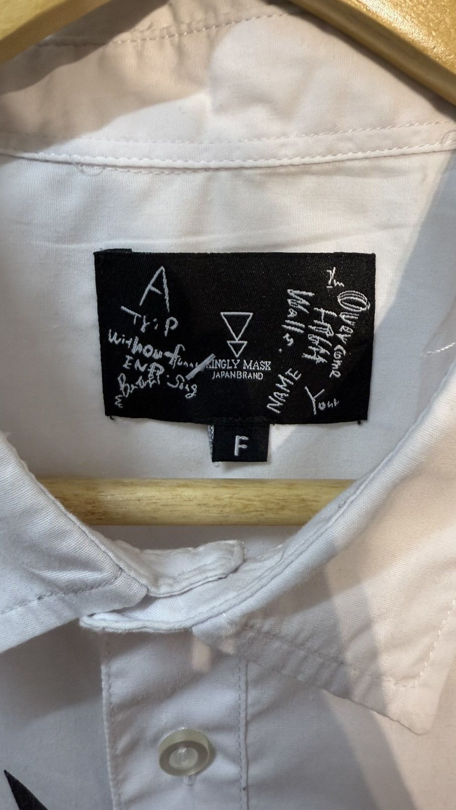 Japanese Brand JAPANESE BRAND KINGLY MASK GRAPHIC SHIRT BUTTON UP FREE Size US M / EU 48-50 / 2 - 7 Thumbnail