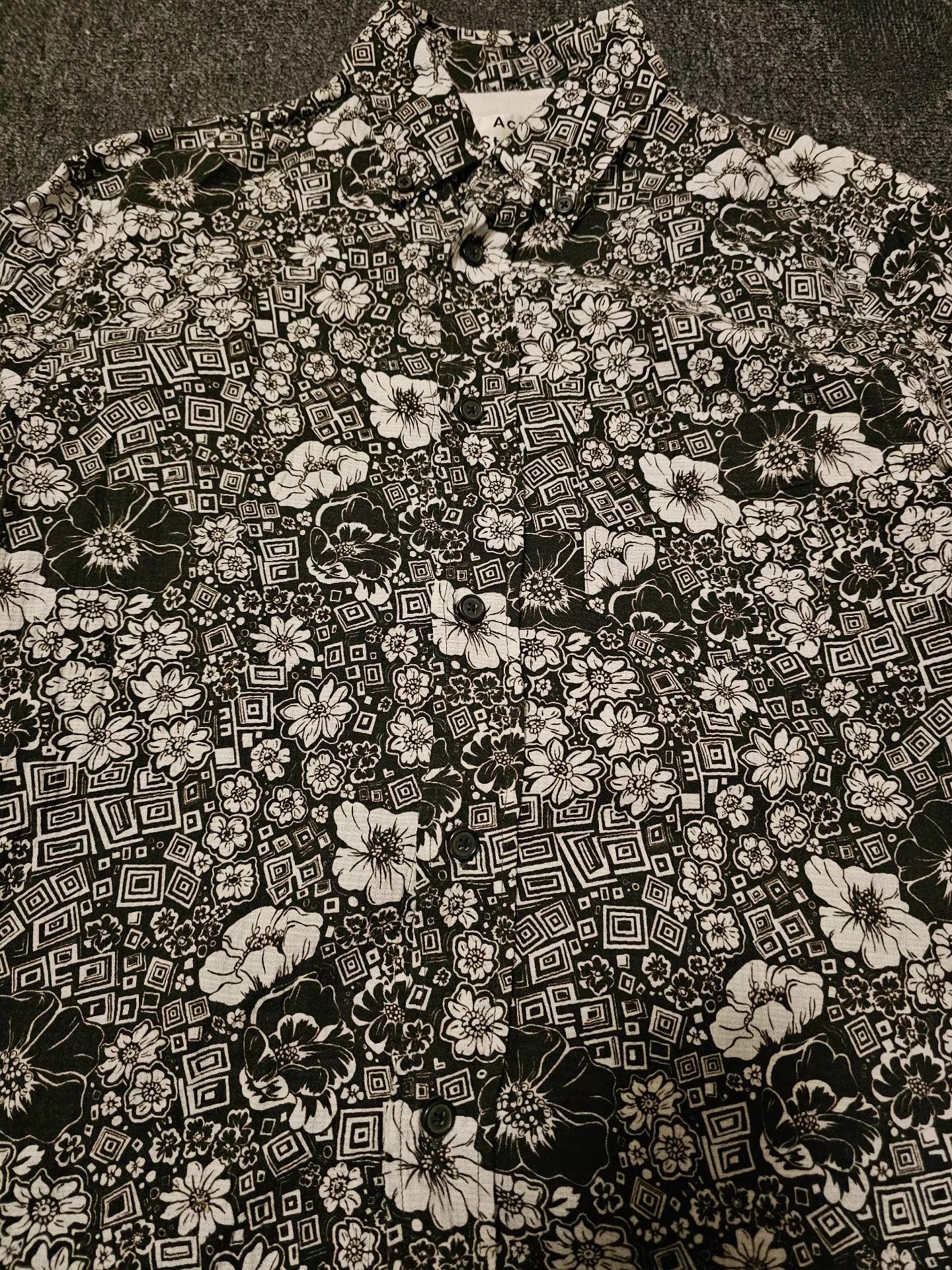 Acne Studios Acne Studios Floral Shirt, Q4 Size US S / EU 44-46 / 1 - 3 Thumbnail