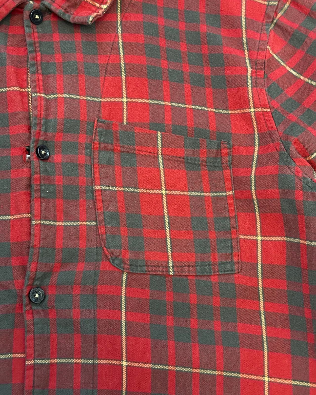 Pendleton Vintage Pendleton Faded Red Plaid Flannel Shirt Size Medium Size US M / EU 48-50 / 2 - 3 Thumbnail