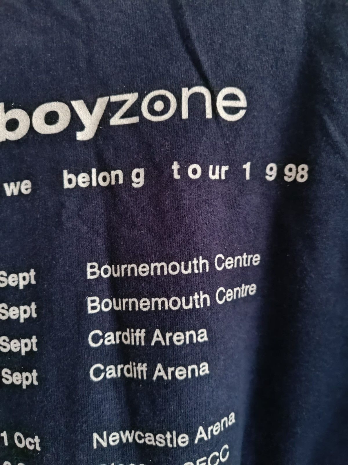 Band Tees Boyzone Vintage Tour 1998 T-shirt Size US M / EU 48-50 / 2 - 4 Thumbnail