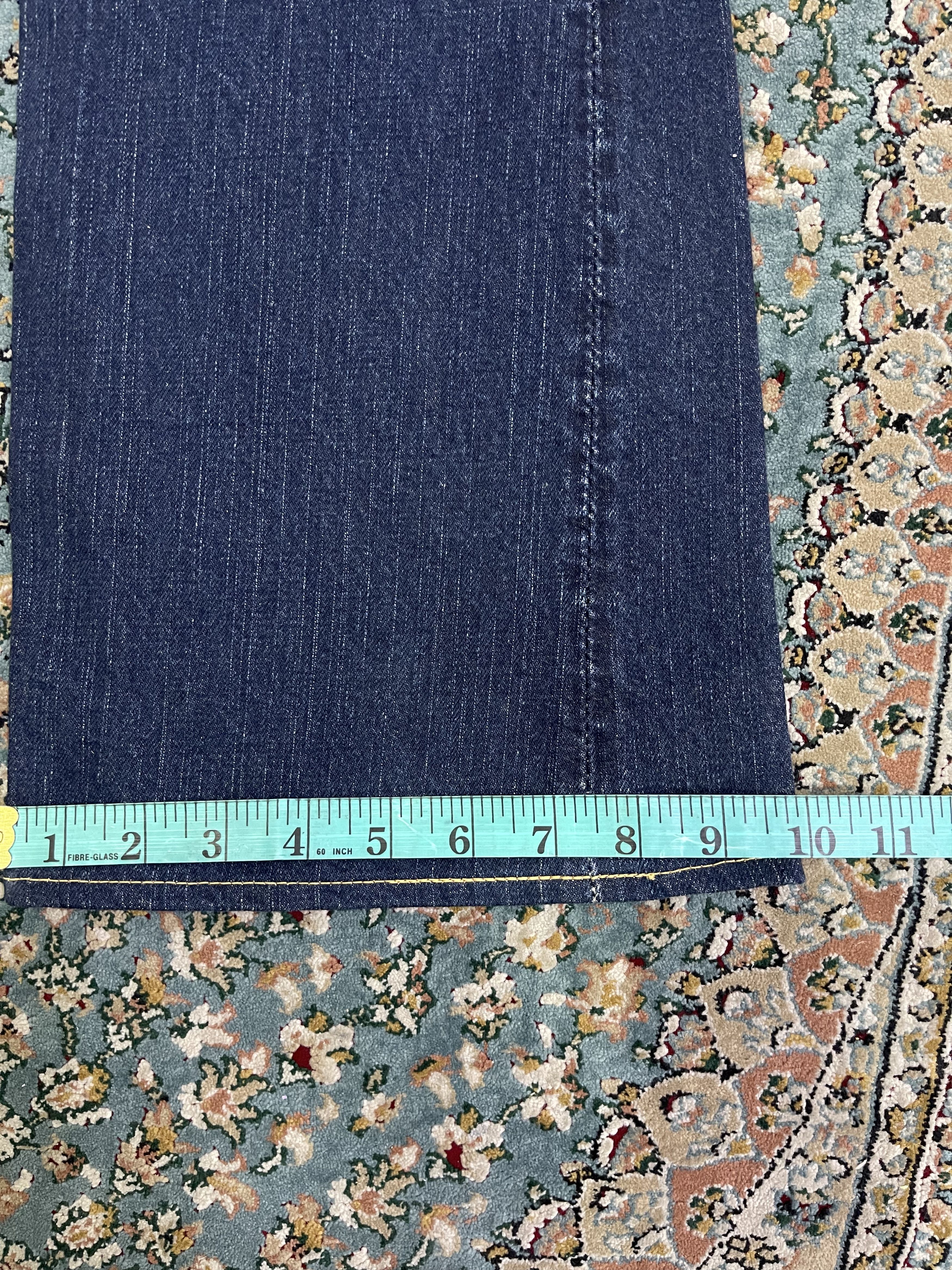 The Flat Head TFH Flared Blue Light Wash Jeans Size US 32 / EU 48 - 21 Thumbnail