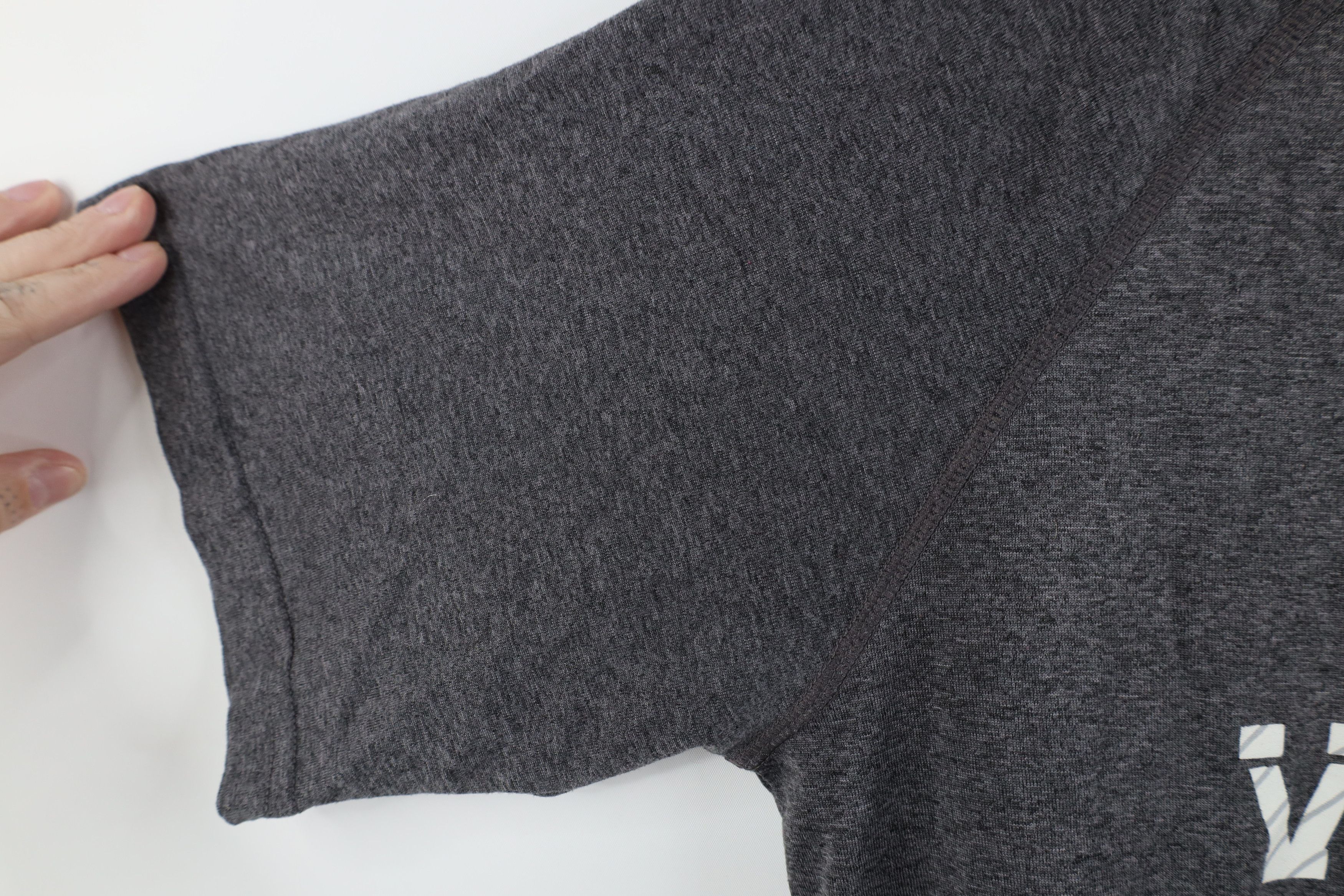 Under Armour × Vintage Under Armour Northwestern University Basketball T-Shirt Gray Size US M / EU 48-50 / 2 - 5 Thumbnail