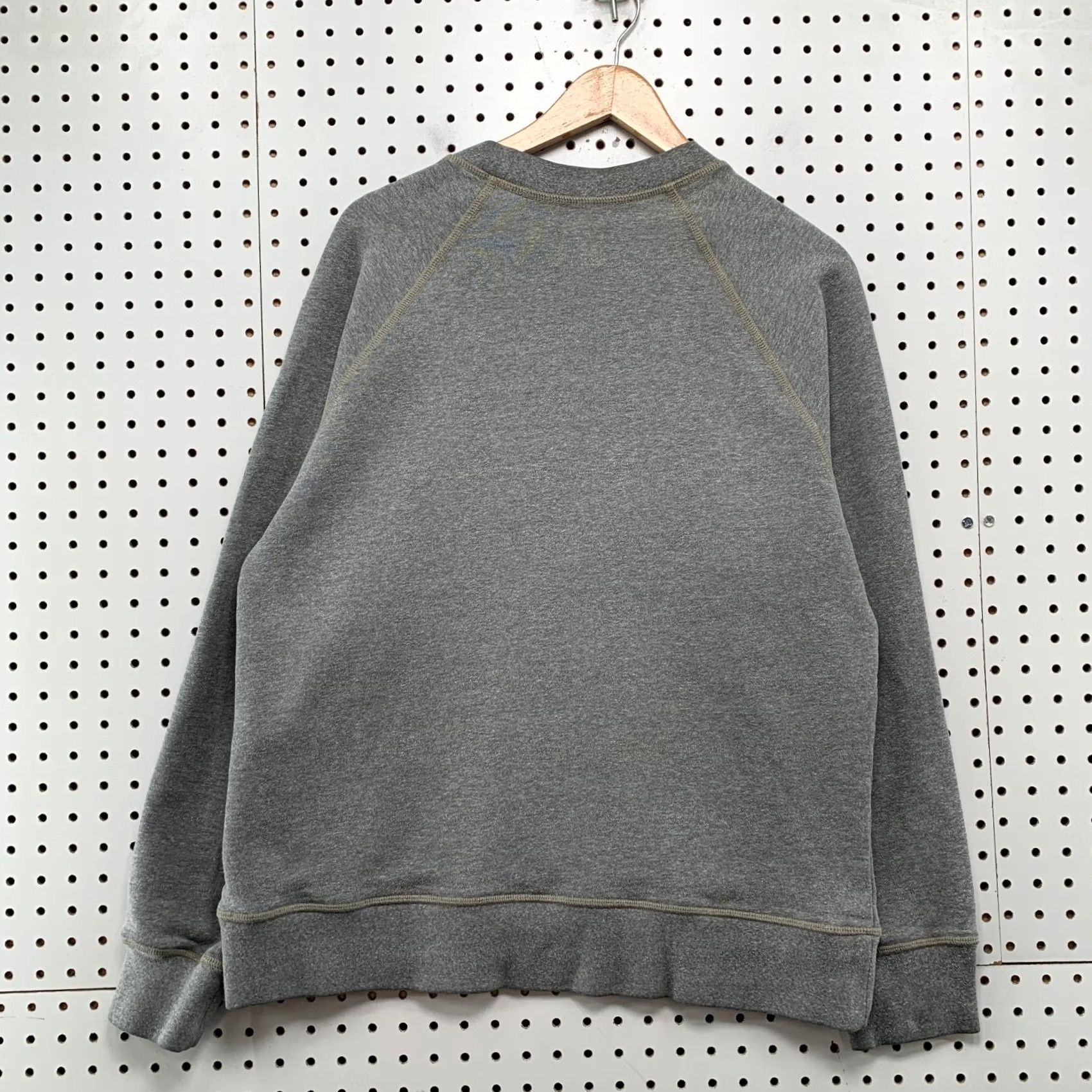 Flint And Tinder Flint and Tinder Sweatshirt Mens Large Gray Crewneck Retro Vintage Fleece USA Size US L / EU 52-54 / 3 - 2 Thumbnail