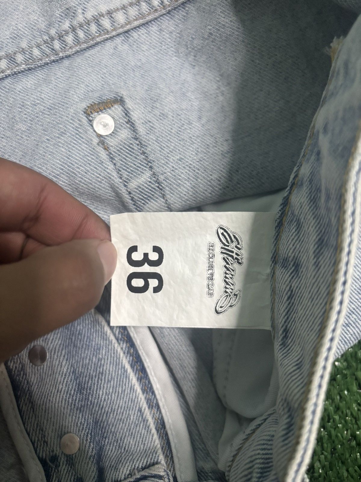 Other Effemme Short Light Goat Size US 36 / EU 52 - 5 Thumbnail