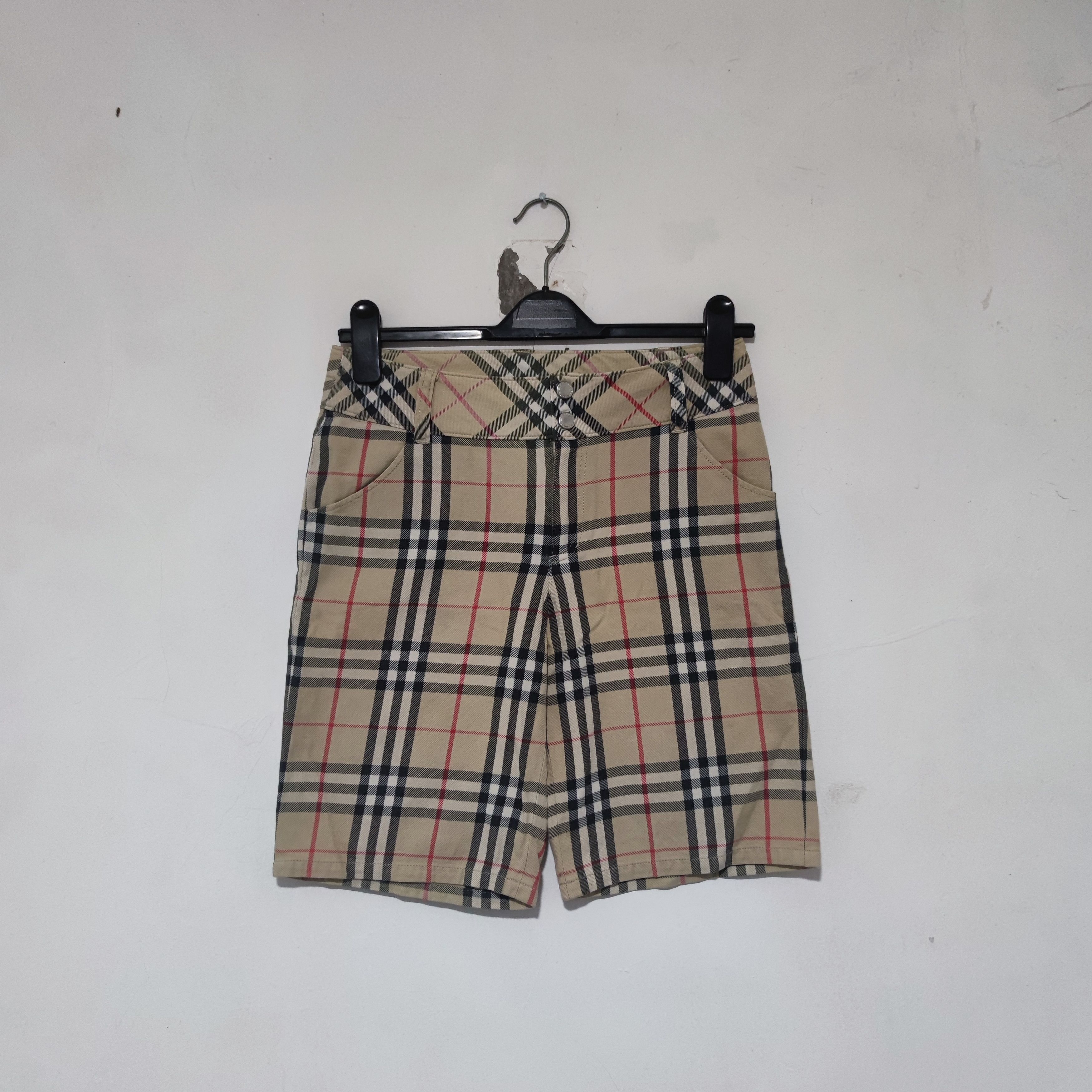 Burberry Vintage Burberry Short Pants Size US 26 / EU 42 - 1 Thumbnail