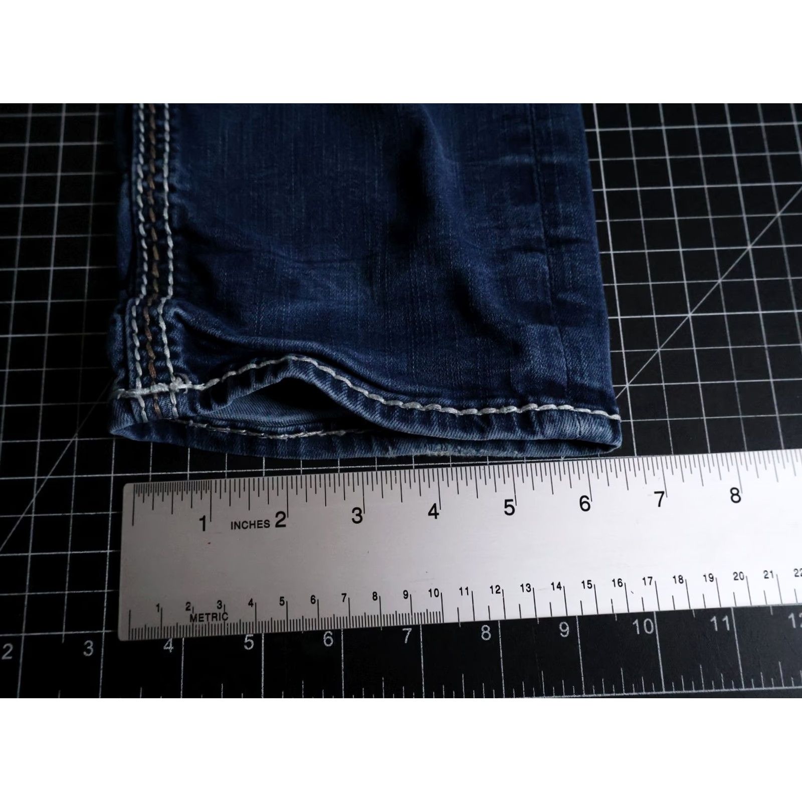 Vintage Rock Revival Saralyn Easy Skinny Jeans Women's 30 Blue Denim Stretch Rhinestone 5-Pocket Medium Wash Hipster Modern Size 30" / US 8 / IT 44 - 7 Thumbnail