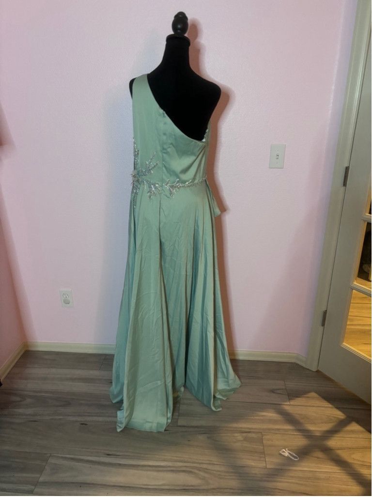 Mac Duggal Women's Mac Duggal Green One Shoulder Gown Size 10 Size L / US 10 / IT 46 - 6 Thumbnail