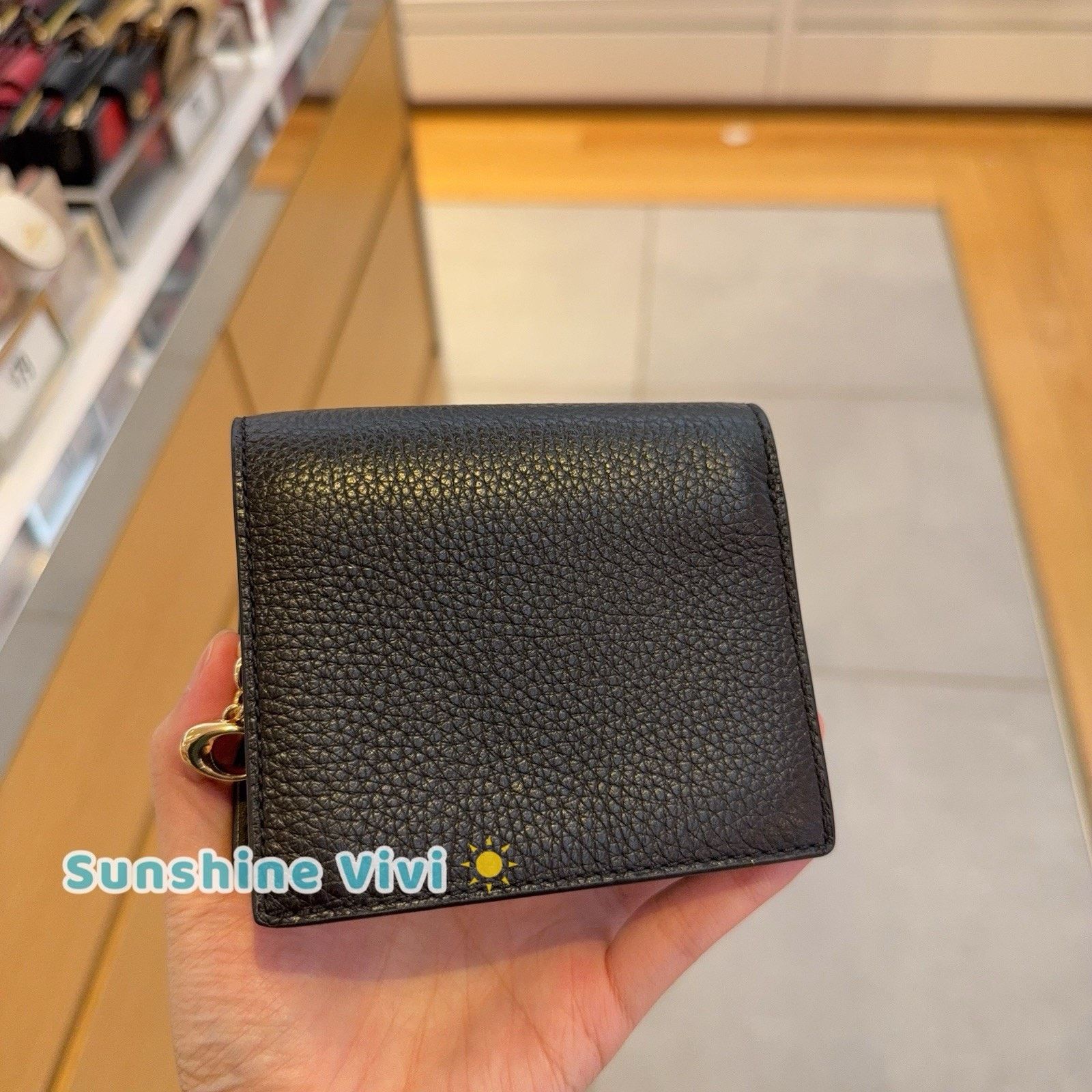 Coach NWT Coach Snap Wallet Gold/Black C2862 Leather Size ONE SIZE - 3 Thumbnail