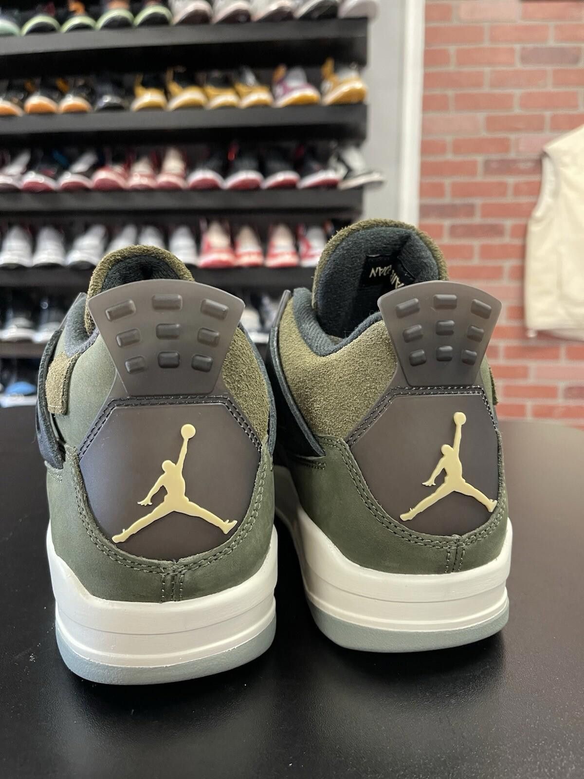 Nike Size 9 - Air Jordan 4 Retro SE Craft Olive FB9927-200 Size US 9 / EU 42 - 4 Thumbnail