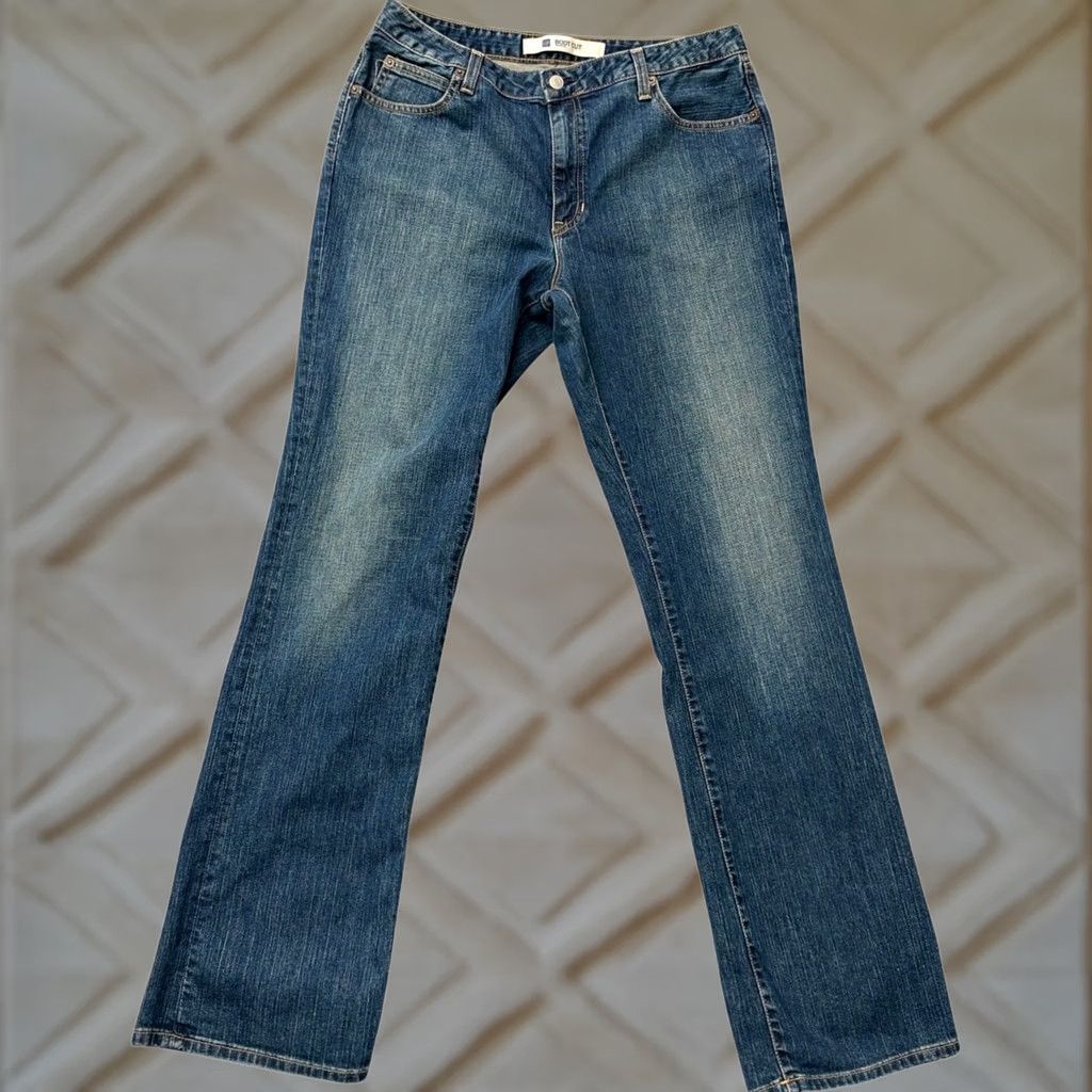 Gap VINTAGE Gap Bootcut Jeans Mid Rise Blue Medium Wash 14 Tall Long Denim Women Shoes? Size 36" / US 14 / IT 50 - 1 Thumbnail