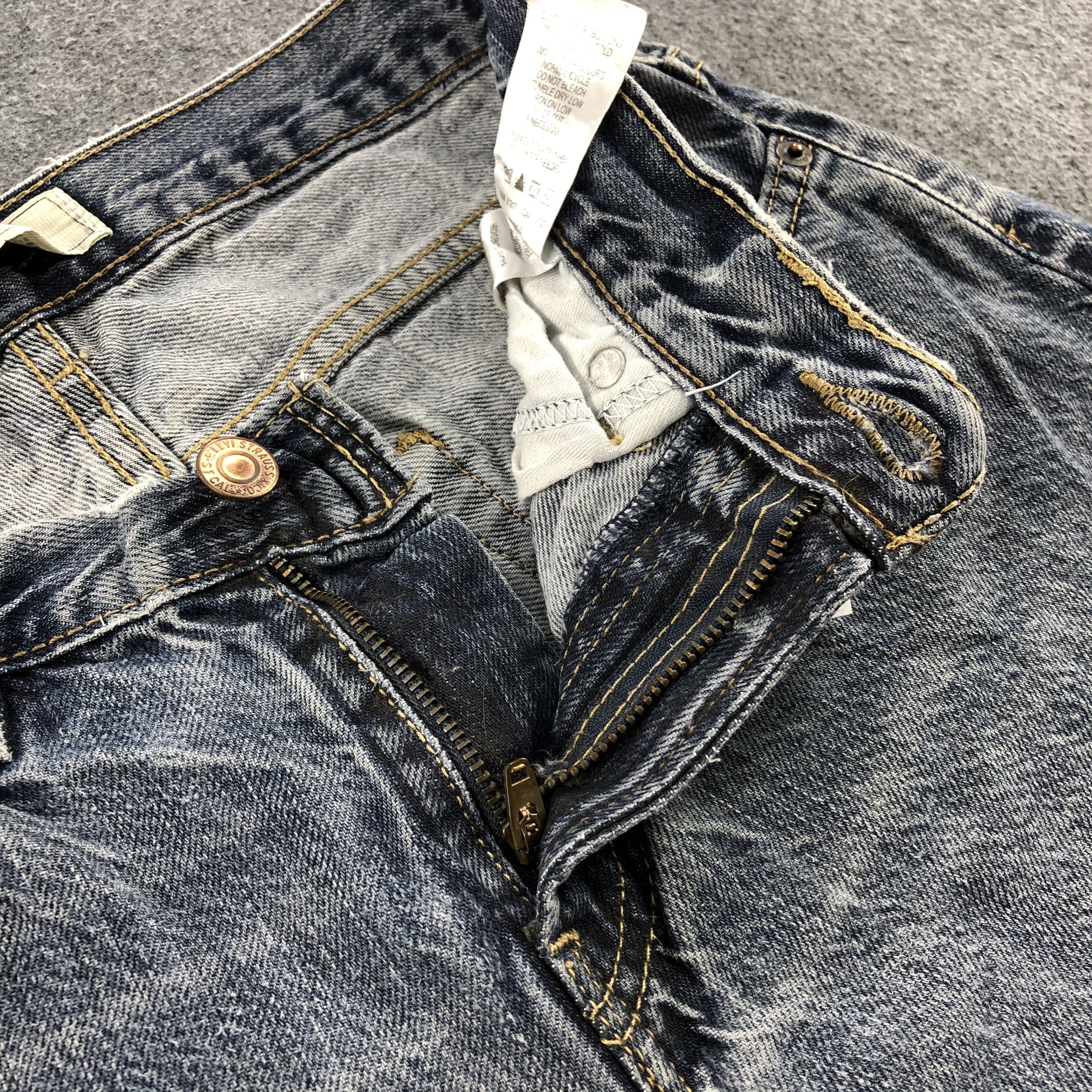 Levi's Faded Vintage Levis 505 Jeans Stone Washed Denim-J961 Size US 29 - 7 Thumbnail