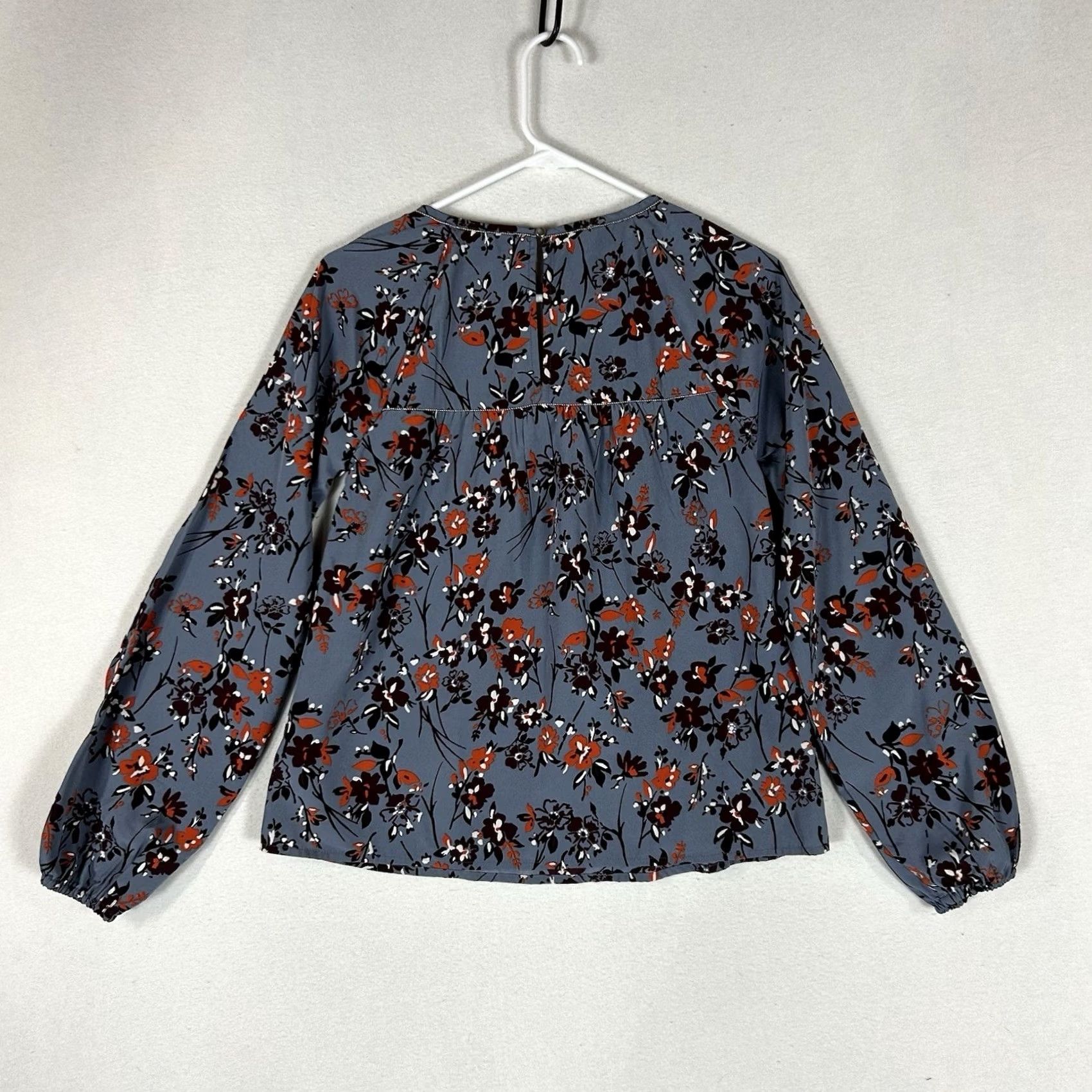 Abercrombie & Fitch Abercrombie & Fitch Blouse Women Small Floral Long Sleeve Open Studded Tunic Lightweight Round Neck Shirt Size S / US 4 / IT 40 - 6 Thumbnail