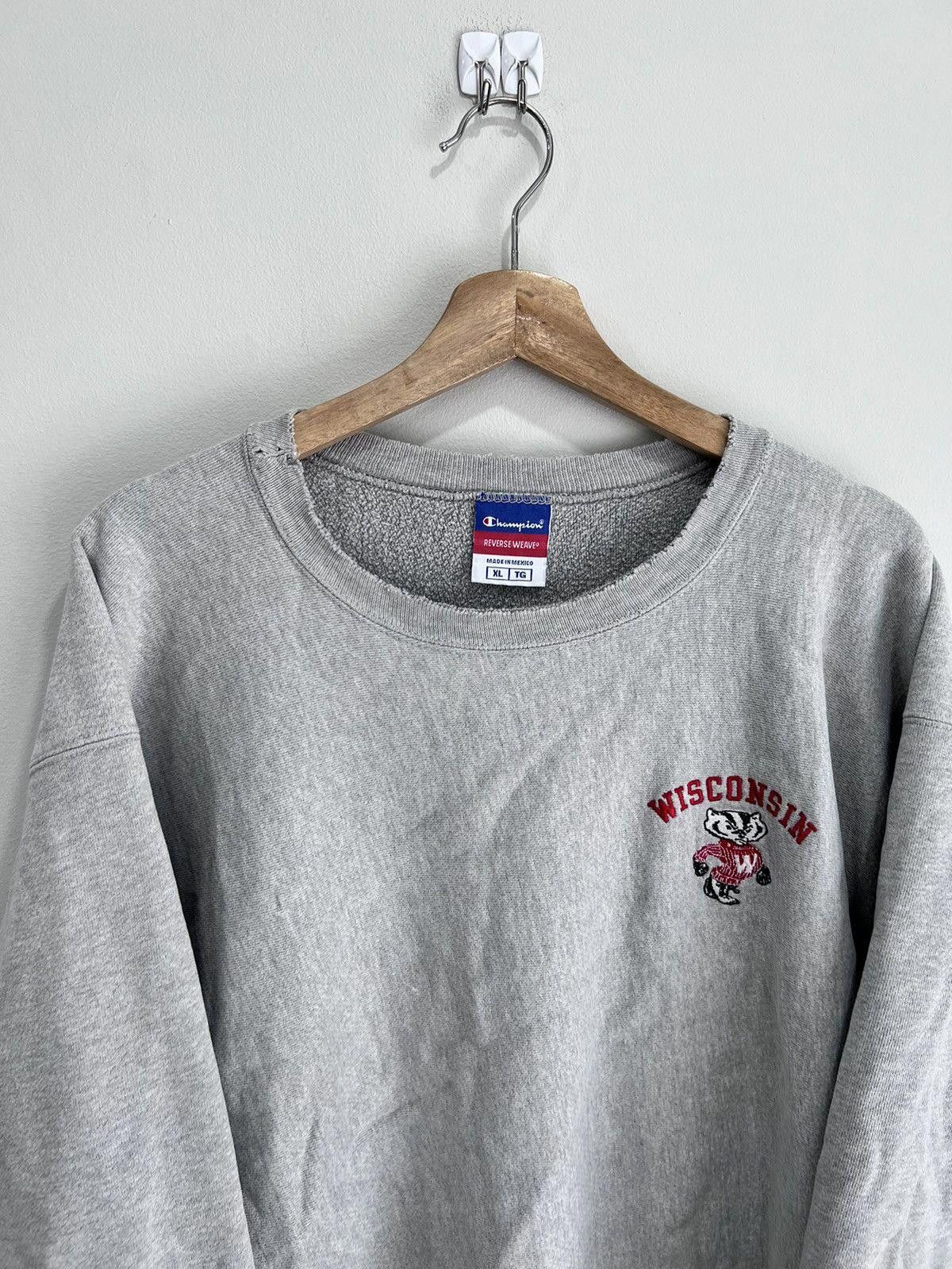Vintage Vintage Wisconsin Badgers Sweater Size US XL / EU 56 / 4 - 2 Thumbnail