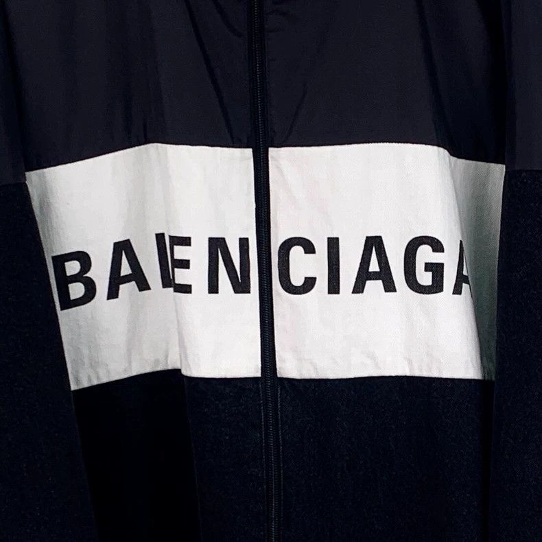 Balenciaga Balenciaga size 36 Black logo monogram printed jacket with Size US S / EU 44-46 / 1 - 4 Thumbnail