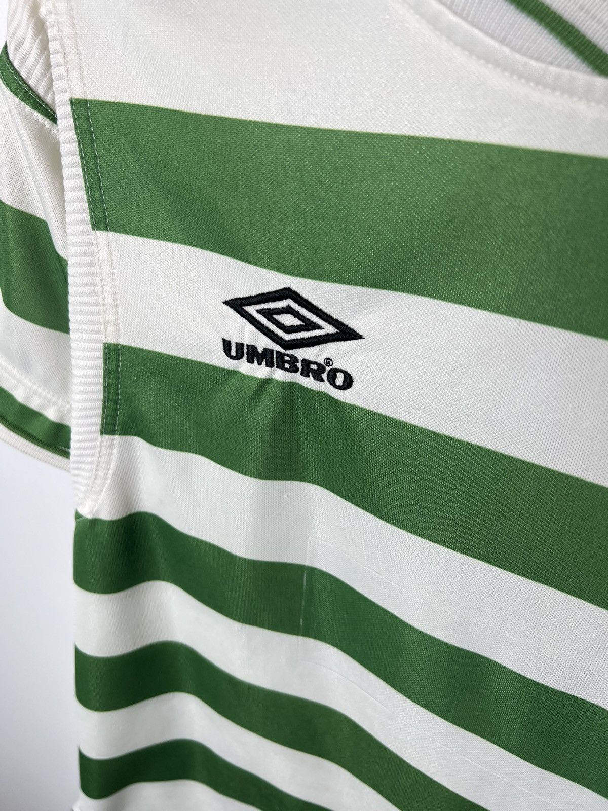 Umbro Vintage soccer football Embro Celtic Jersey Size Boys Xl Size US S / EU 44-46 / 1 - 6 Thumbnail