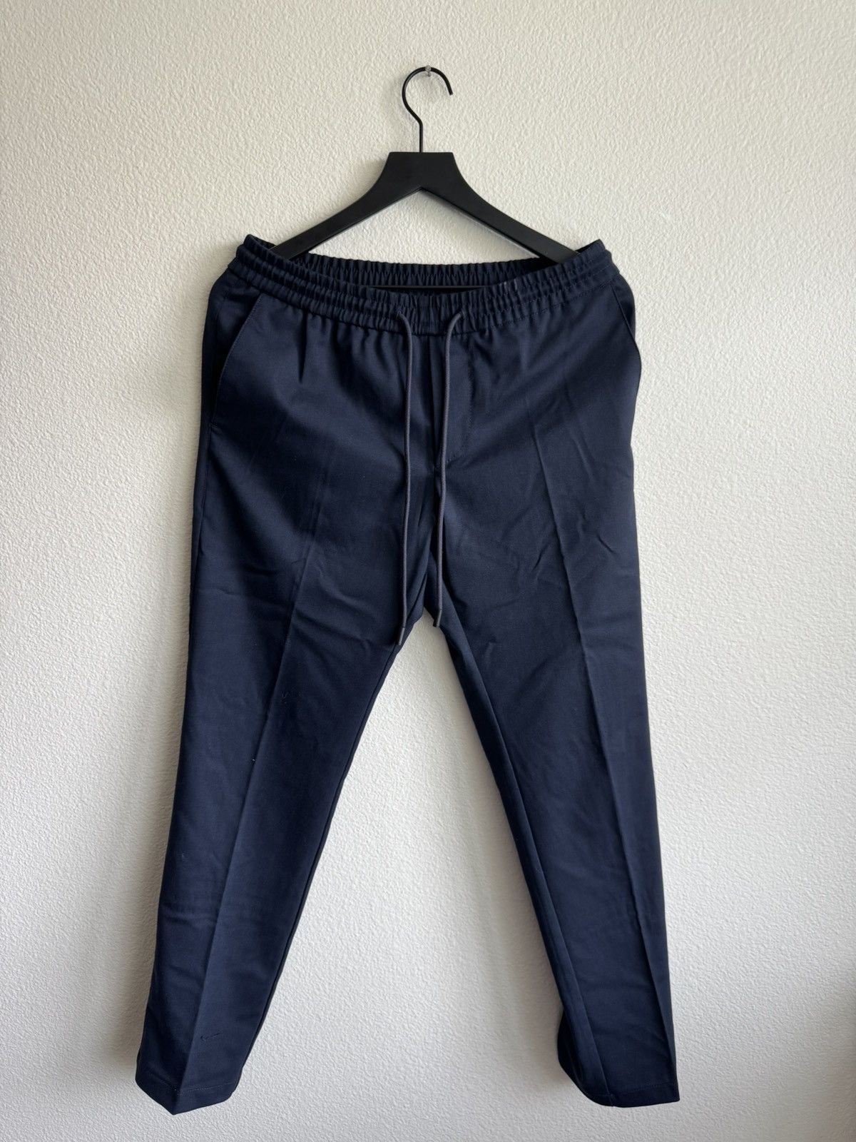 Hugo Boss Hugo Boss Luxury Joggers Size US 30 / EU 46 - 1 Thumbnail