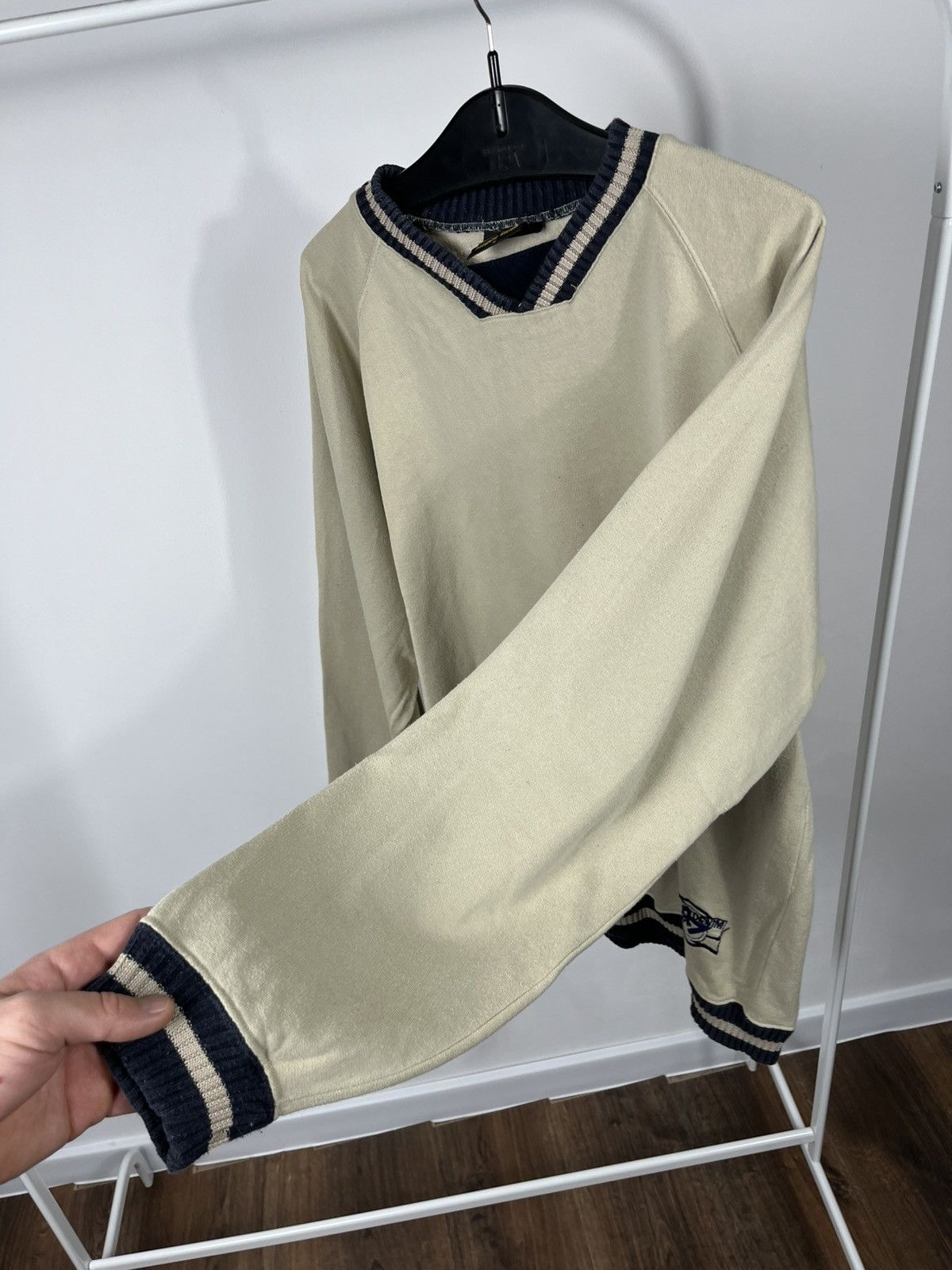 Wrangler Vintage Wrangler Western V-Neck Sweater Beige Navy Size M Size US M / EU 48-50 / 2 - 10 Thumbnail