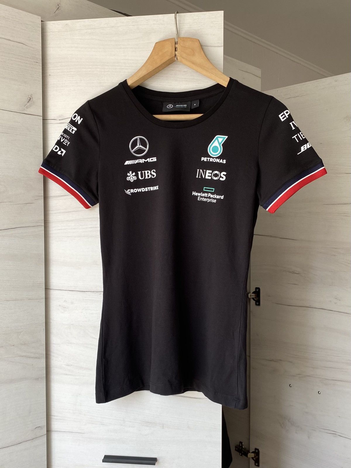 Mercedes-Benz Mercedes AMG Petronas F1 Official Team T-Shirt Size S Size US S / EU 44-46 / 1 - 1 Thumbnail
