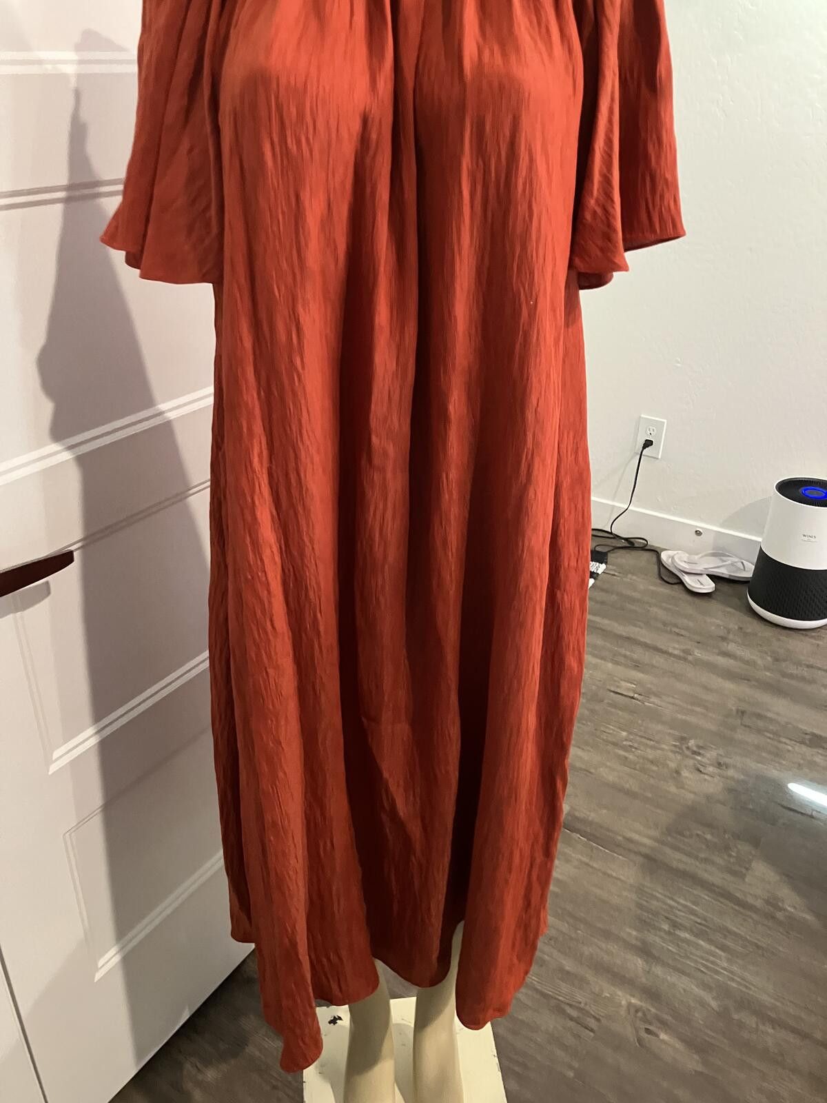 H&M NWT Rust Orange Off-Shoulder Midi Dress Size S / US 4 / IT 40 - 4 Thumbnail