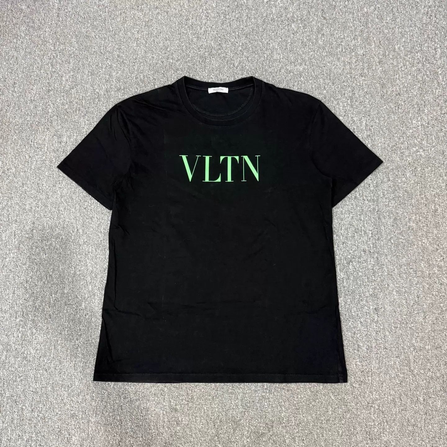 Valentino Valentino VLTN Logo Black SS Tee XL 99 New Size XL / US 12-14 / IT 48-50 - 1 Thumbnail