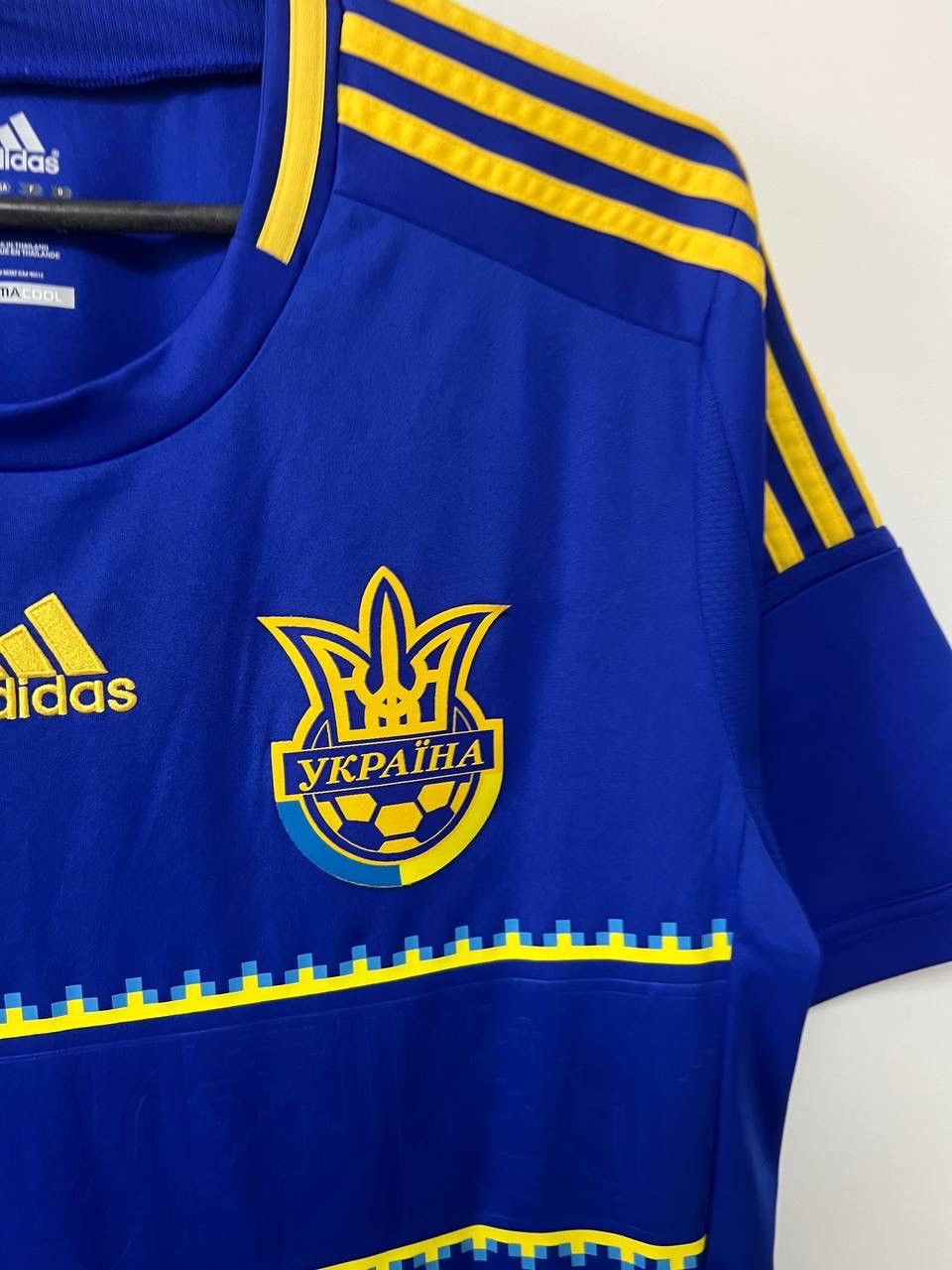 Adidas Ukraine Euro 2012/13 Home Jersey Football Shirt Adidas Large Size US L / EU 52-54 / 3 - 6 Thumbnail
