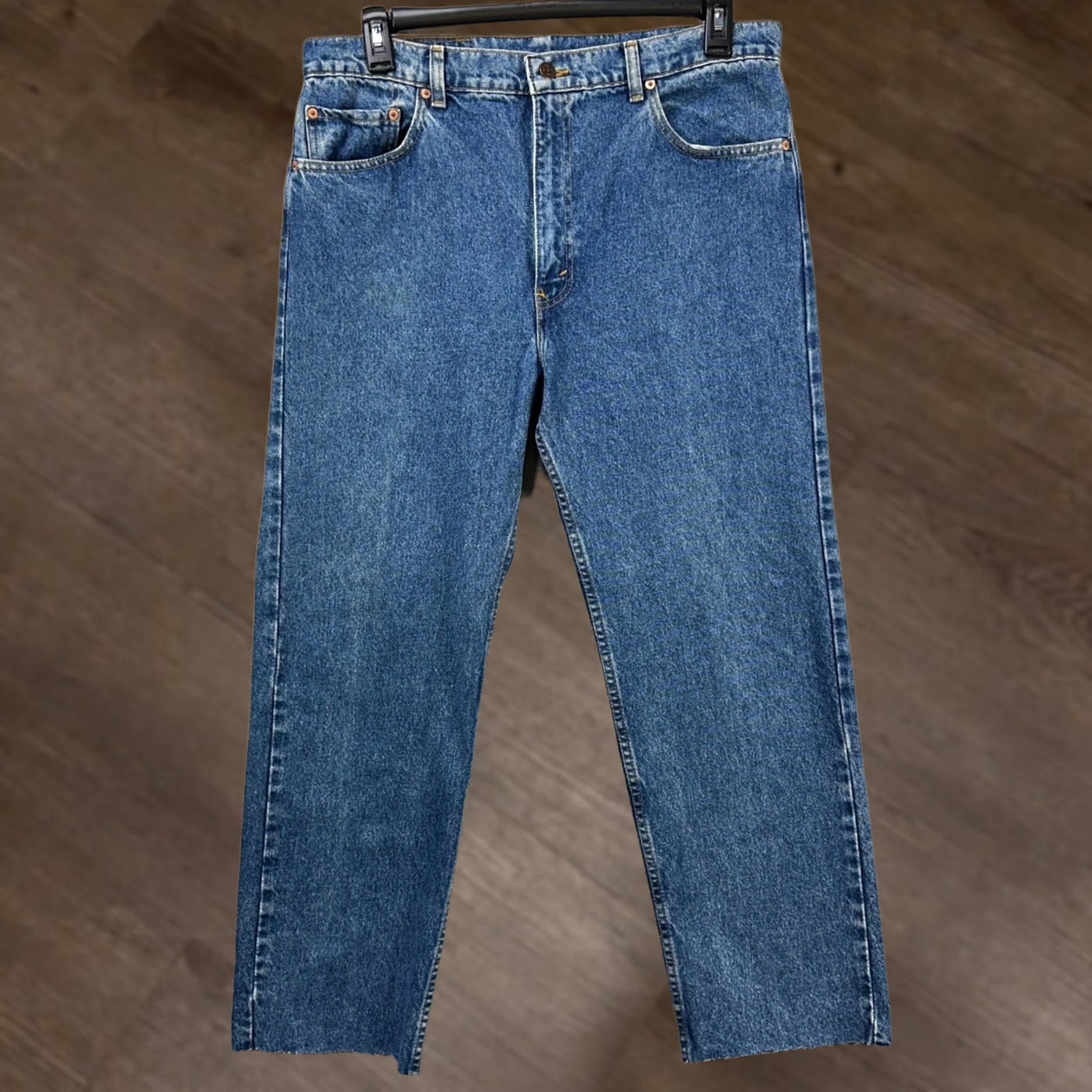 Levi's VINTAGE Levi's 505 Jeans Straight Men 36X28 Blue 5 Pocket USA Made Size US 36 / EU 52 - 1 Thumbnail