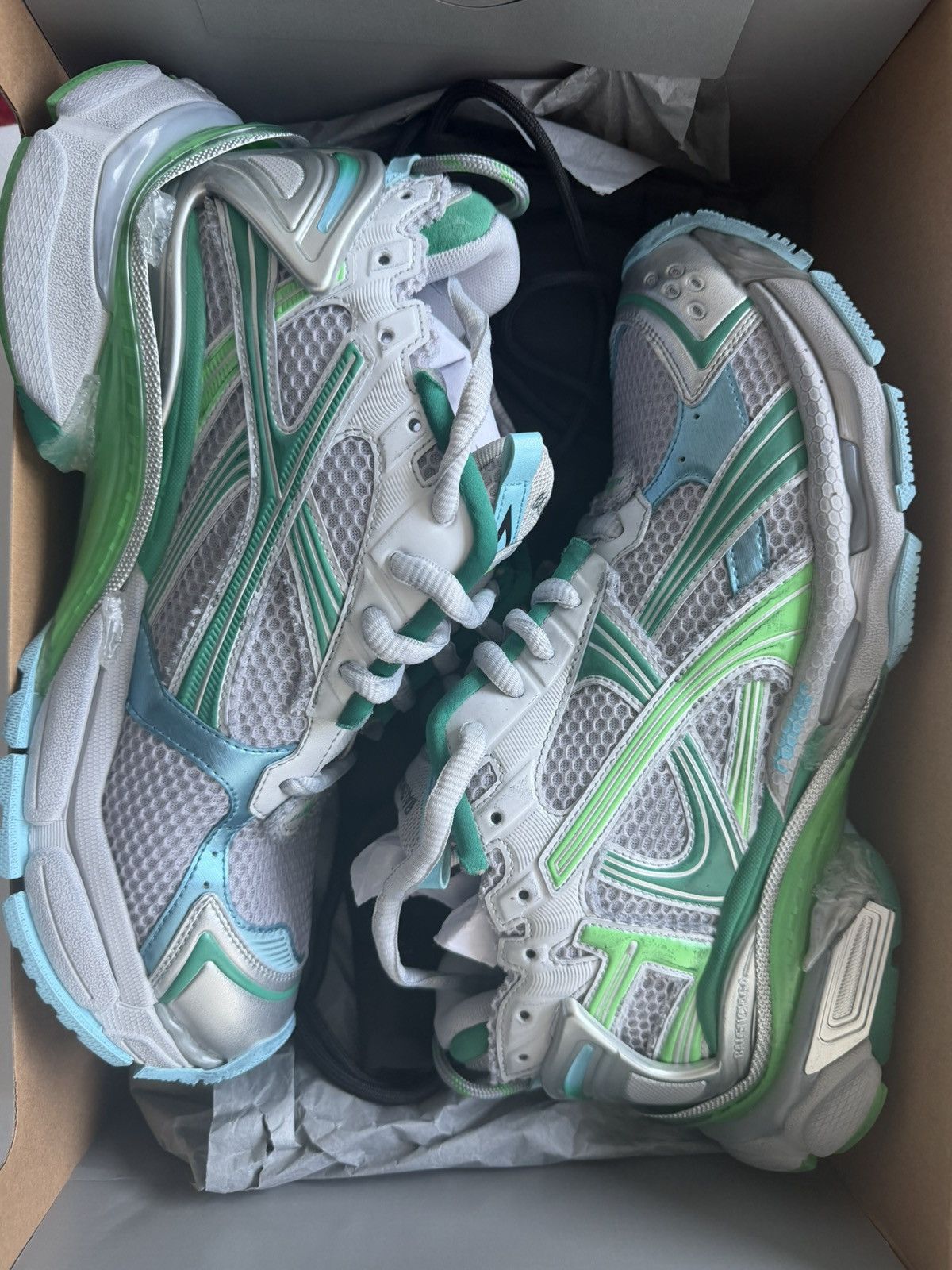 Balenciaga Balenciaga runner 44 eu Size US 11 / EU 44 - 10 Thumbnail