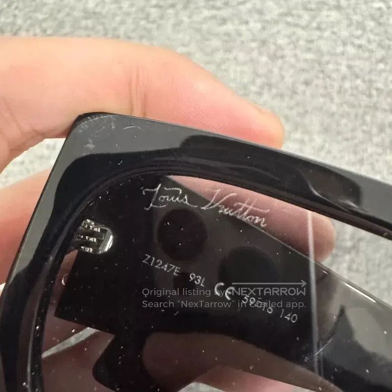 Louis Vuitton Louis Vuitton LV Selby Sunglasses. Size ONE SIZE - 3 Thumbnail