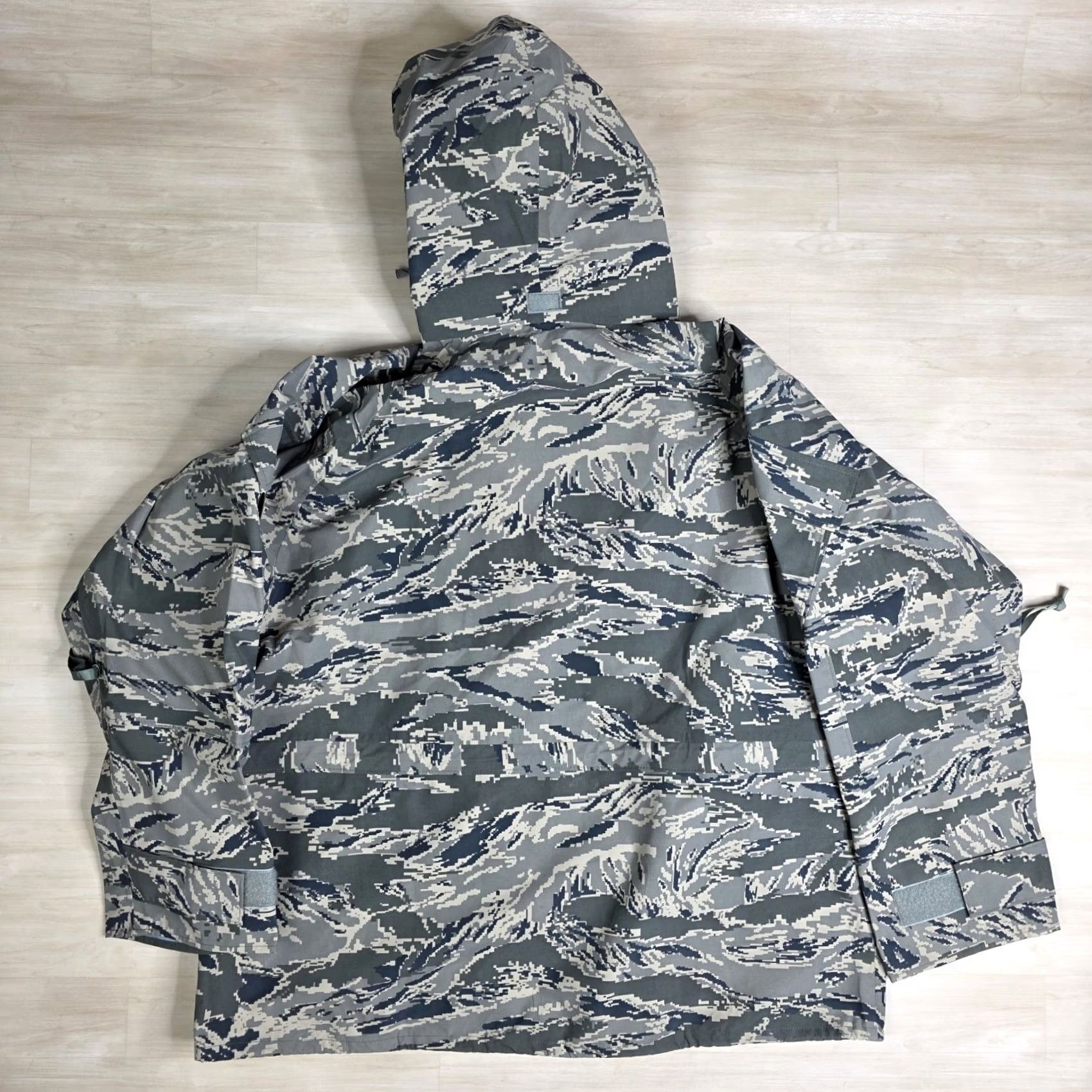 Vintage U.S. Military Parka AIR FORCE TIGER STRIPE Waterproof Size Large Regular All-Purpose Environmental Tiger Stripe Gray Size US L / EU 52-54 / 3 - 2 Thumbnail
