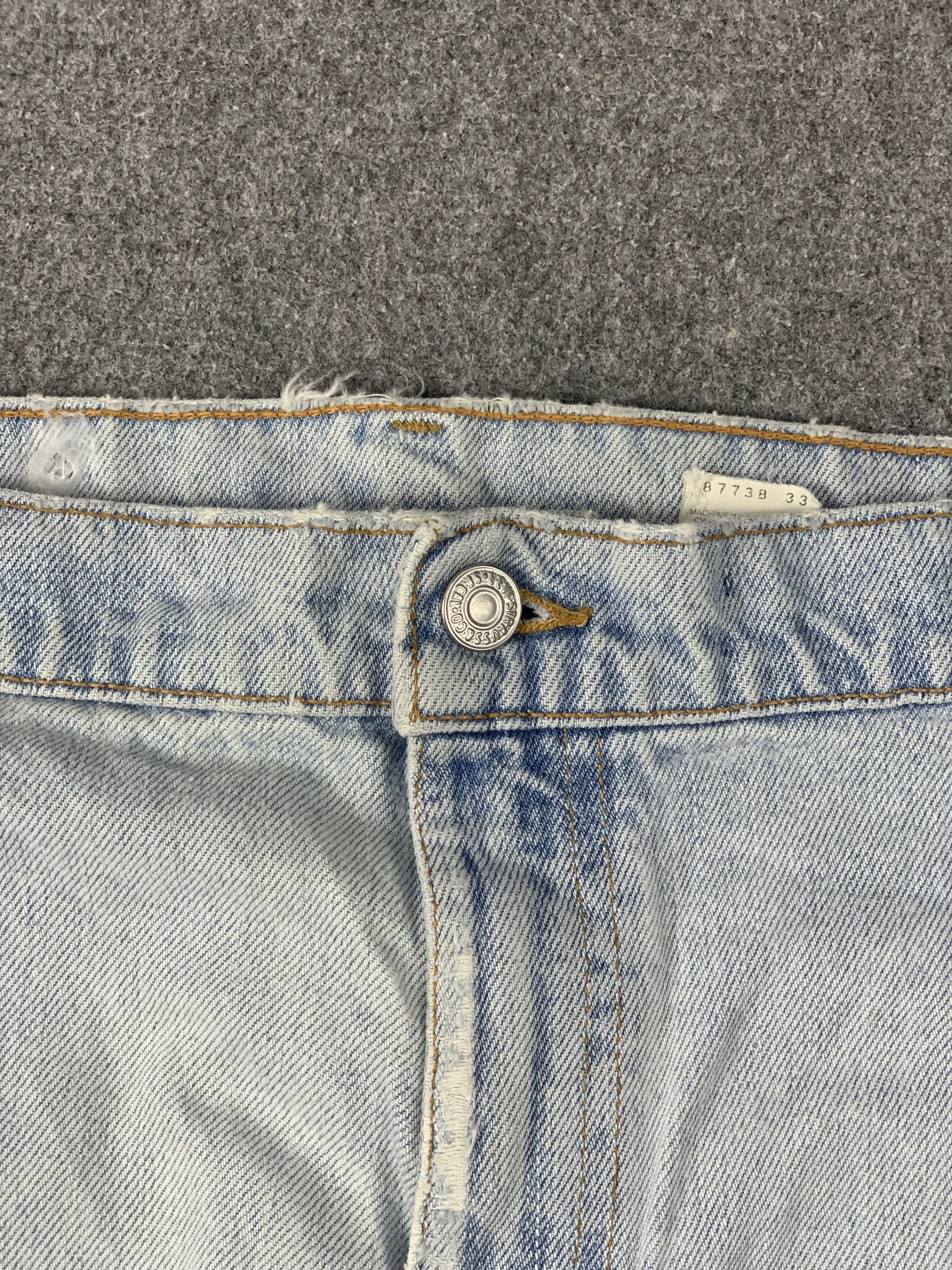 Levi's Vintage 90s Levis 560 Light Wash Jeans DP1995 Size US 40 / EU 56 - 15 Thumbnail