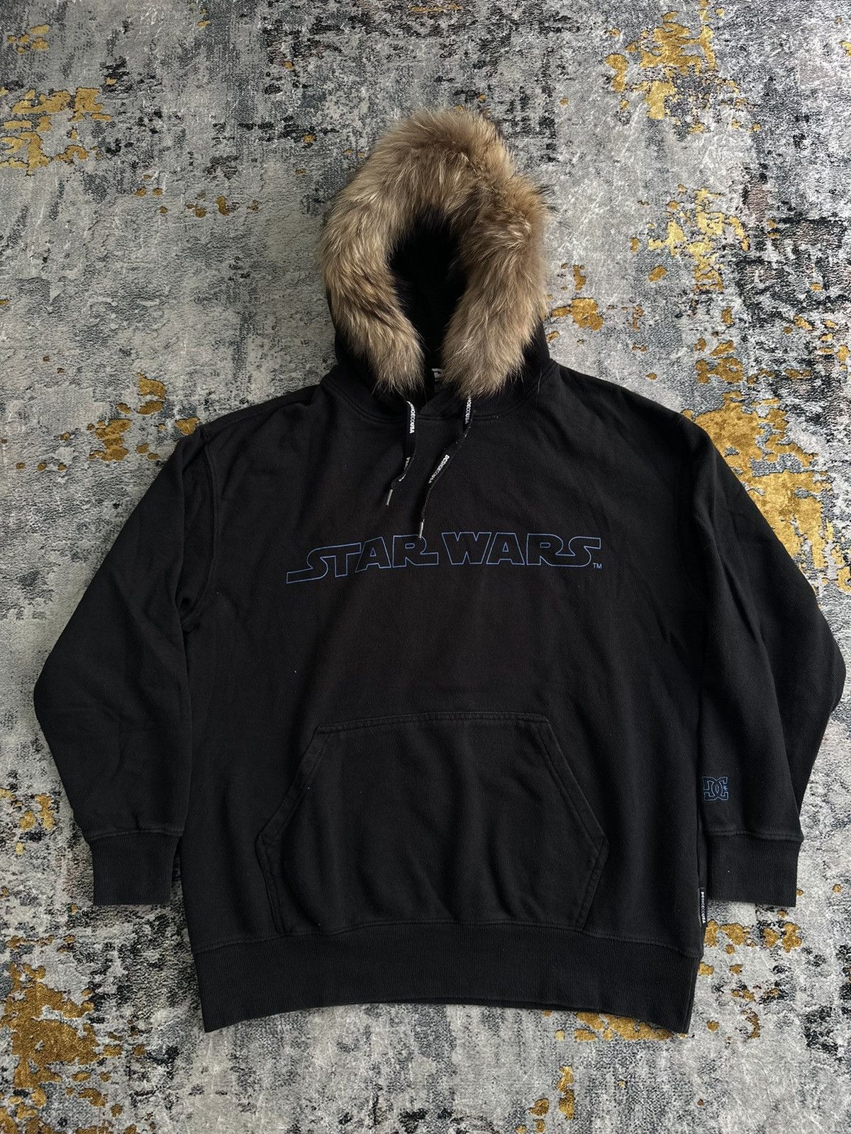 Beauty Beast RARE STAR WARS & DCSHOECOUSA FUR HOODIE Size US XL / EU 56 / 4 - 1 Thumbnail