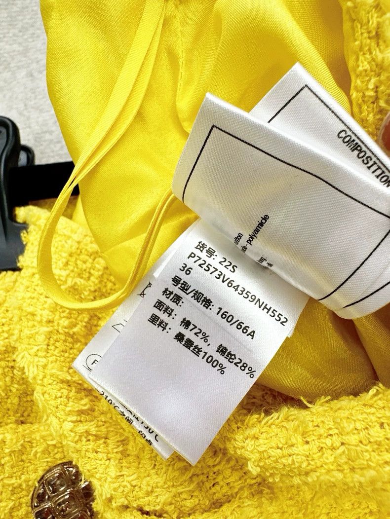Chanel Chanel 22s spring and summer yellow skirt Size 24" / US 00 / IT 34 - 6 Thumbnail