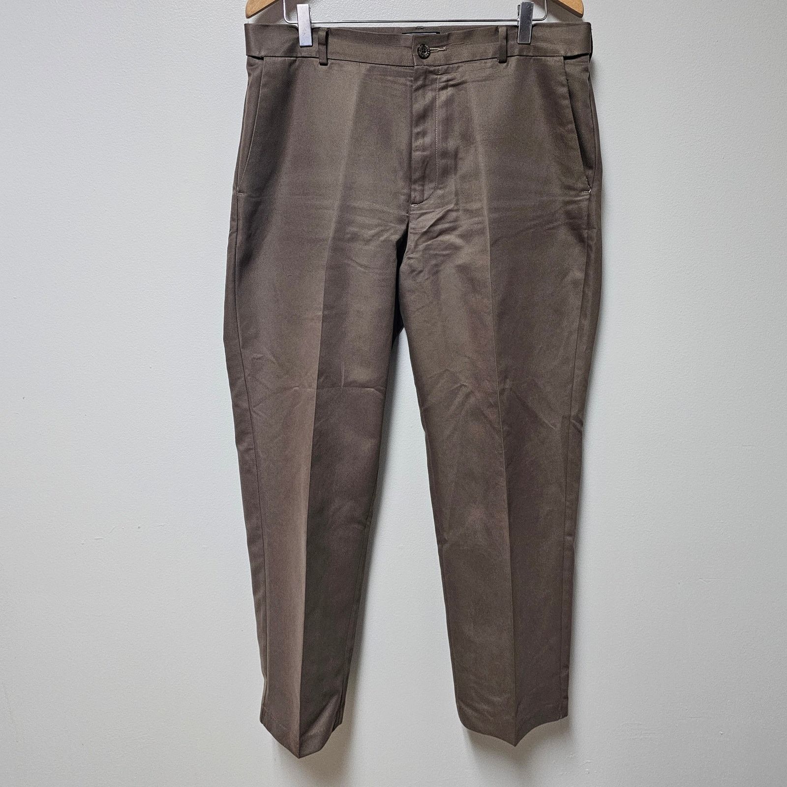 Dockers Men's Dockers D3 Classic Fit Flat Camel Chino Pants 34X 29 Size US 34 / EU 50 - 1 Thumbnail