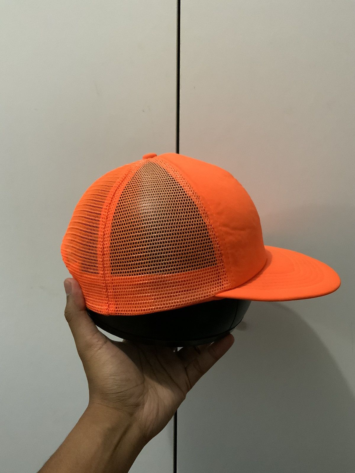 Vintage Vintage Orange Plain Fade Trucker Hat Cap Size ONE SIZE - 5 Thumbnail