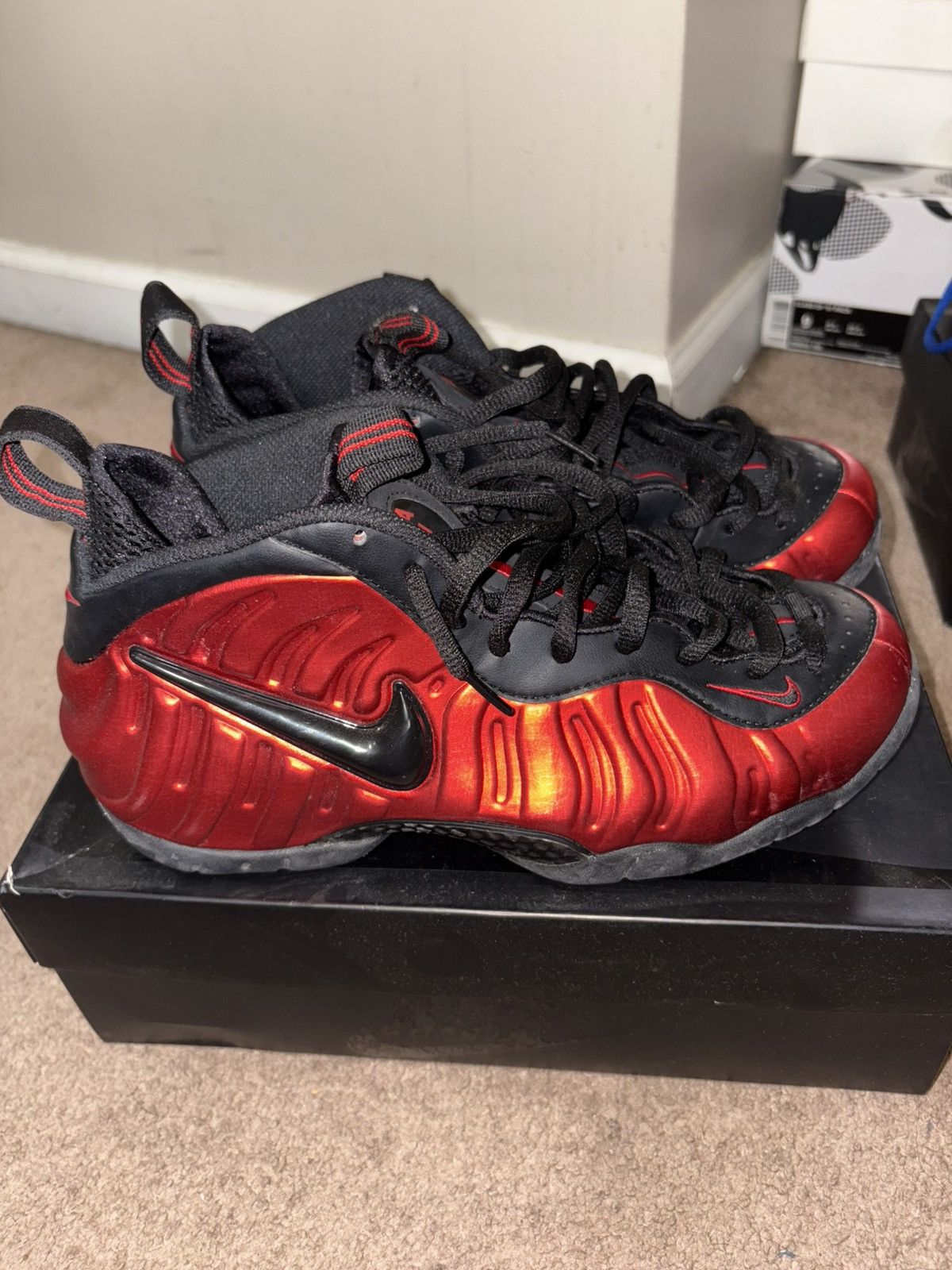 Nike University Red Size US 8.5 / EU 41-42 - 2 Thumbnail