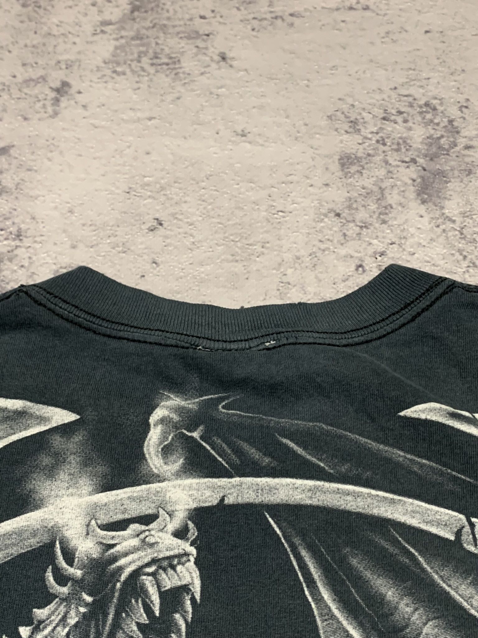 Liquid Blue Liquid Blue AOP Drugon Print Vintage 2001 T Shirt Size XL Size US XL / EU 56 / 4 - 14 Thumbnail