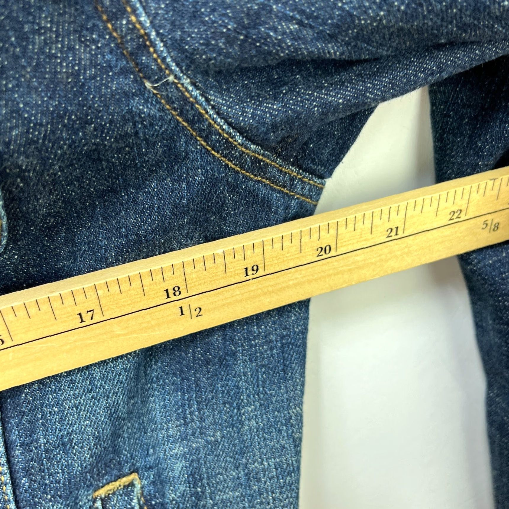 Levi's Vintage Lauren Ralph Lauren Denim Jean Jacket Women's L Blue Sports Basic Jacket Mens? Girls? Wait. Size 36" / US 14 / IT 50 - 6 Thumbnail