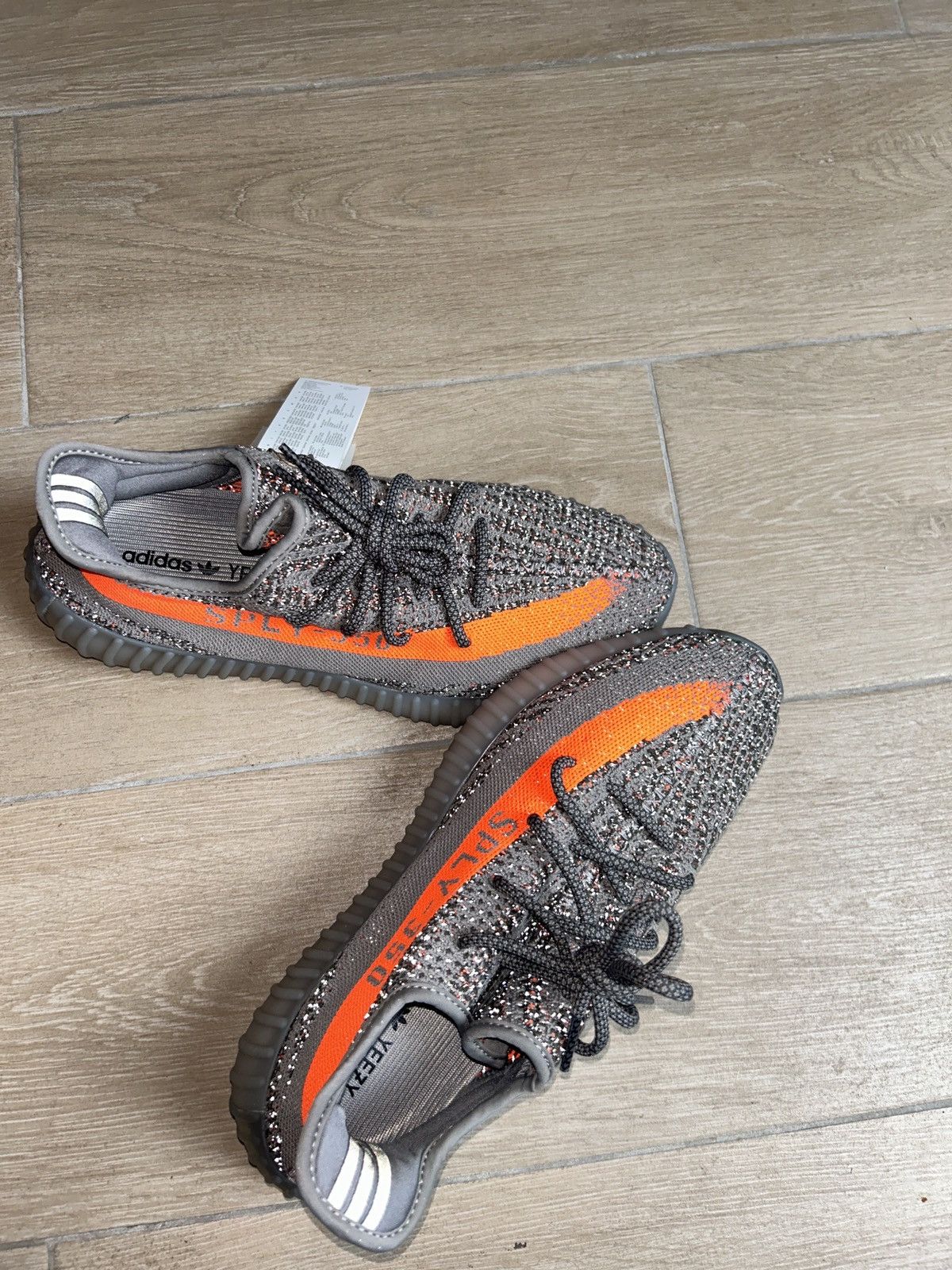 adidas gazelle silver green womens adidas Men's Yeezy Boost 350 V2 "Carbon Beluga"