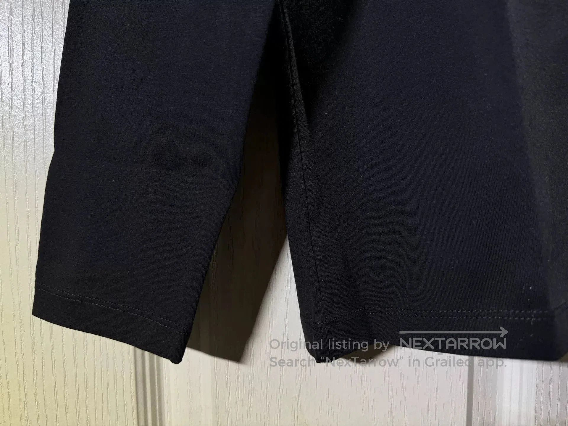 Versace Versace Men's Round Neck Long. Size US M / EU 48-50 / 2 - 6 Thumbnail