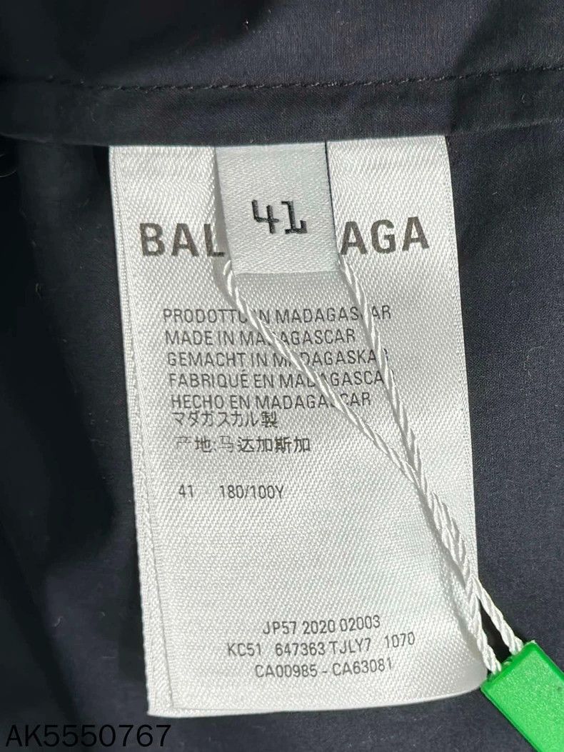 Balenciaga Balenciaga size 41 Black bullet-screen monogrammed logo shi Size US XS / EU 42 / 0 - 5 Thumbnail