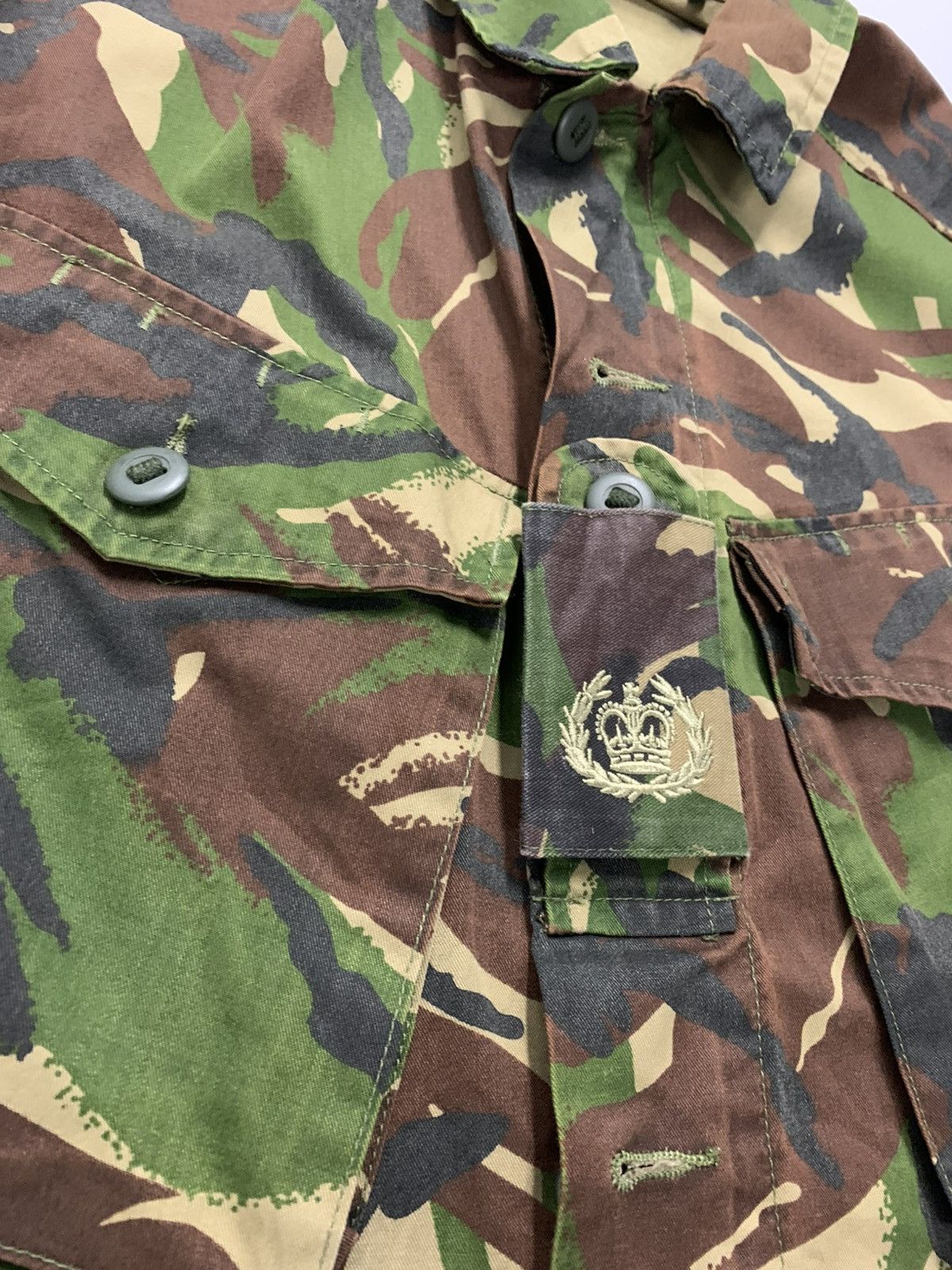 Other British DPM Camo Combat Jacket w/ Patches - Fits M/L Size US M / EU 48-50 / 2 - 2 Thumbnail