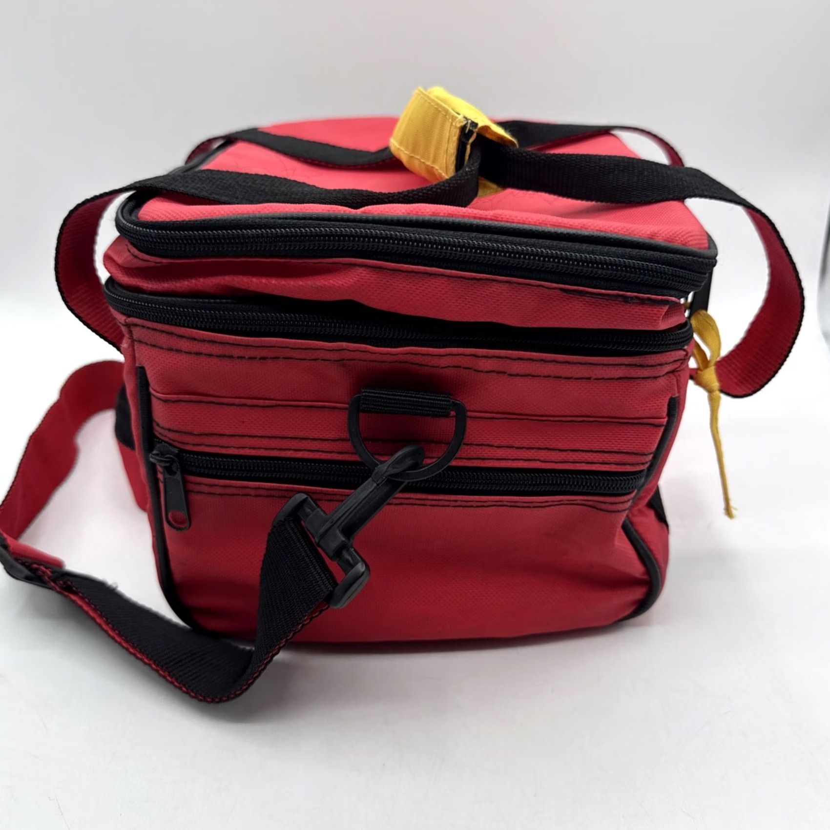 Marlboro VINTAGE Marlboro Insulated Cooler Bag Lunch Box Top Handle Red 90s Outdoors Unisex Adults Small Size ONE SIZE - 2 Thumbnail