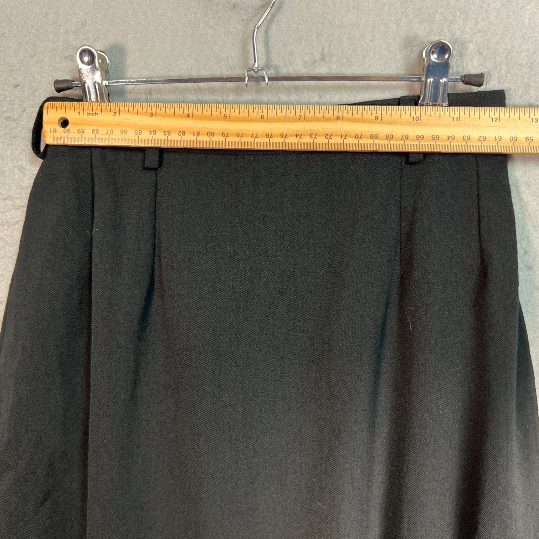 Austin Reed Austin Reed Womens Skirt Midi Black Wool Formal Wear Size 4 Lined Pencil - Dressy, Dry Clean Only - 8/10 Ladies Size 27" / US 4 / IT 40 - 5 Thumbnail