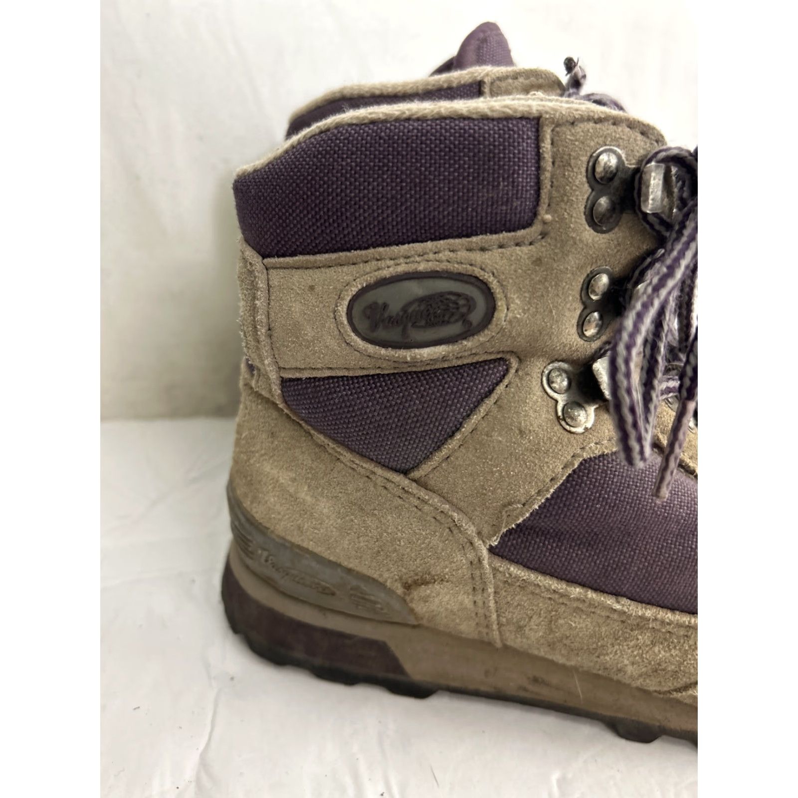 Vasque **Vintage Gray Purple Suede Vasque 7595 Hiking Boot Women's 8.5** User: Vintage Gray Purple Suede Vasque 7595 Hiking Boot Women's Size 8.5 Size US 9 / IT 39 - 4 Thumbnail