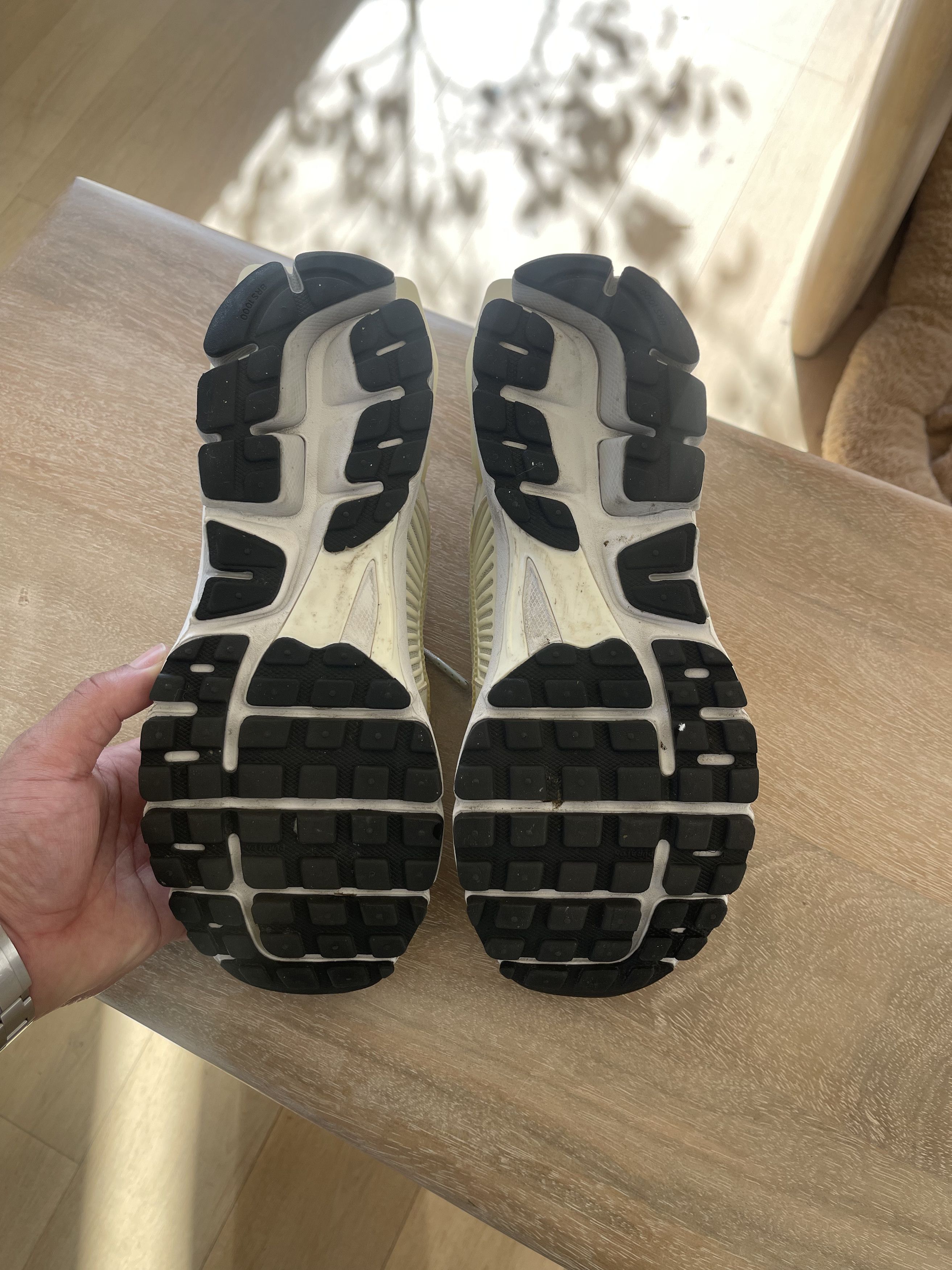 A-COLD-WALL* × Nike Nike Zoom Vomero 5 A Cold Wall Sail Size US 8.5 / EU 41-42 - 9 Thumbnail