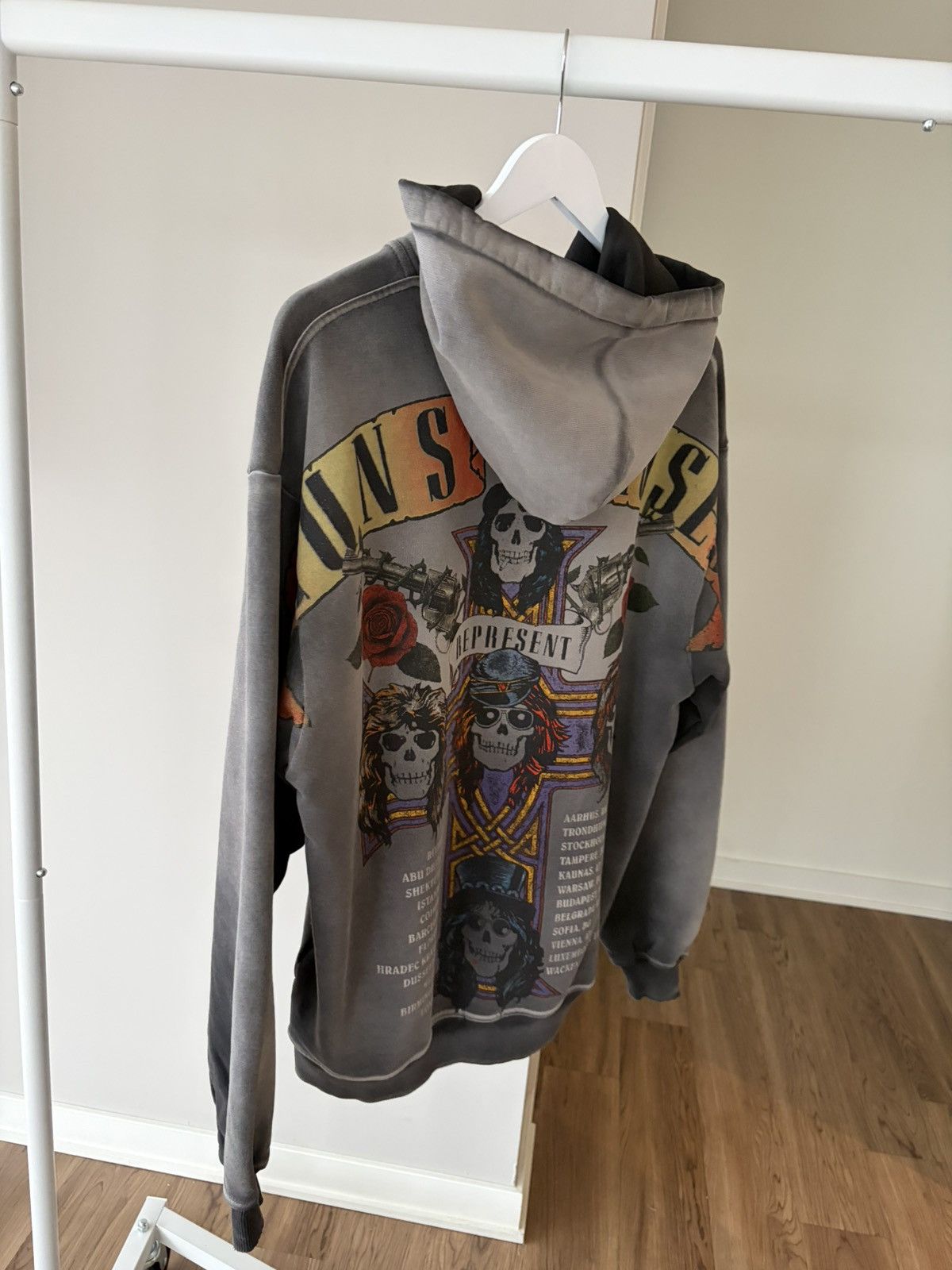Represent Clo. Represent Guns N’ Roses Size US S / EU 44-46 / 1 - 7 Thumbnail