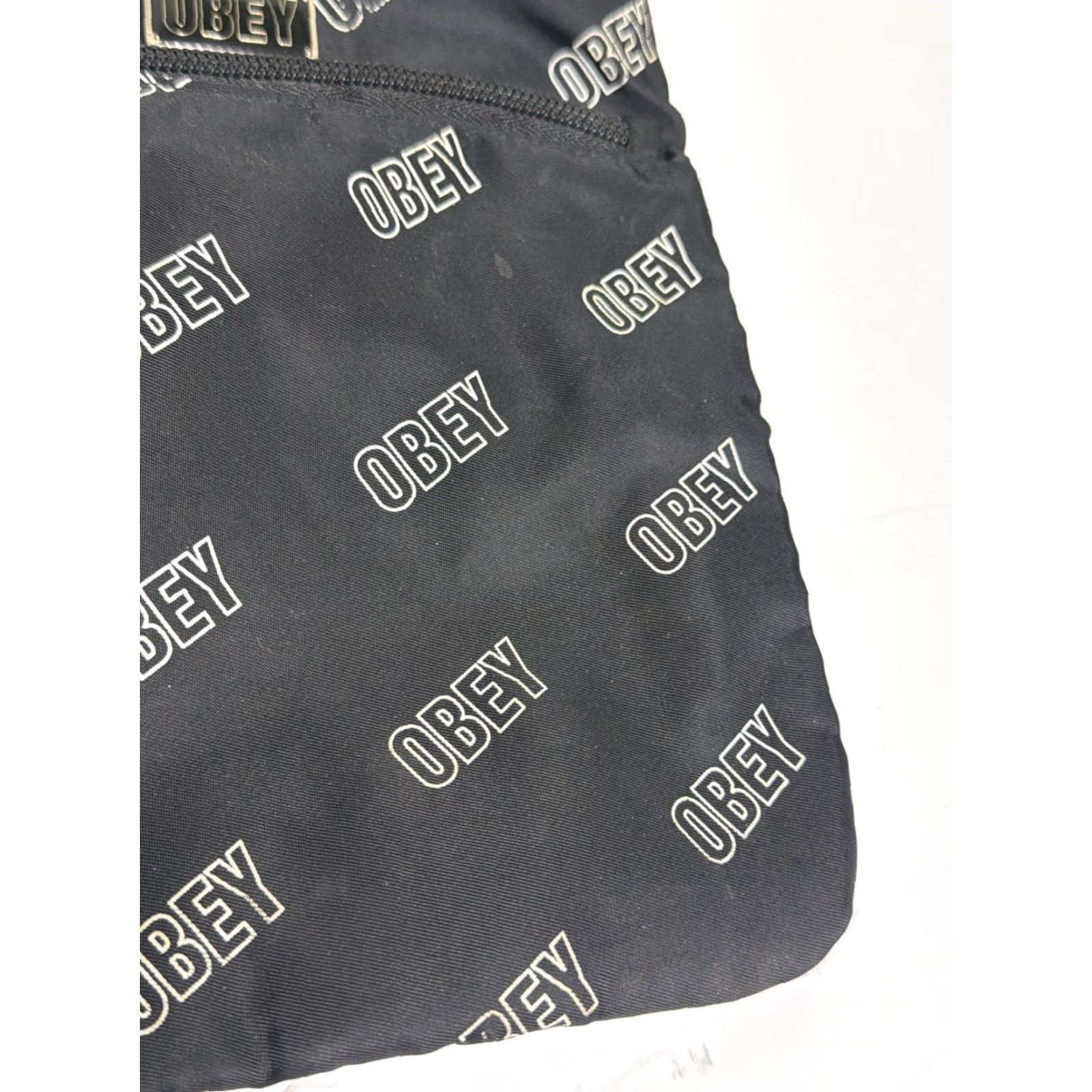 Obey OBEY Crossbody Bag Small White Black Adjustable Strap Women 8.5x7 Size ONE SIZE - 6 Thumbnail