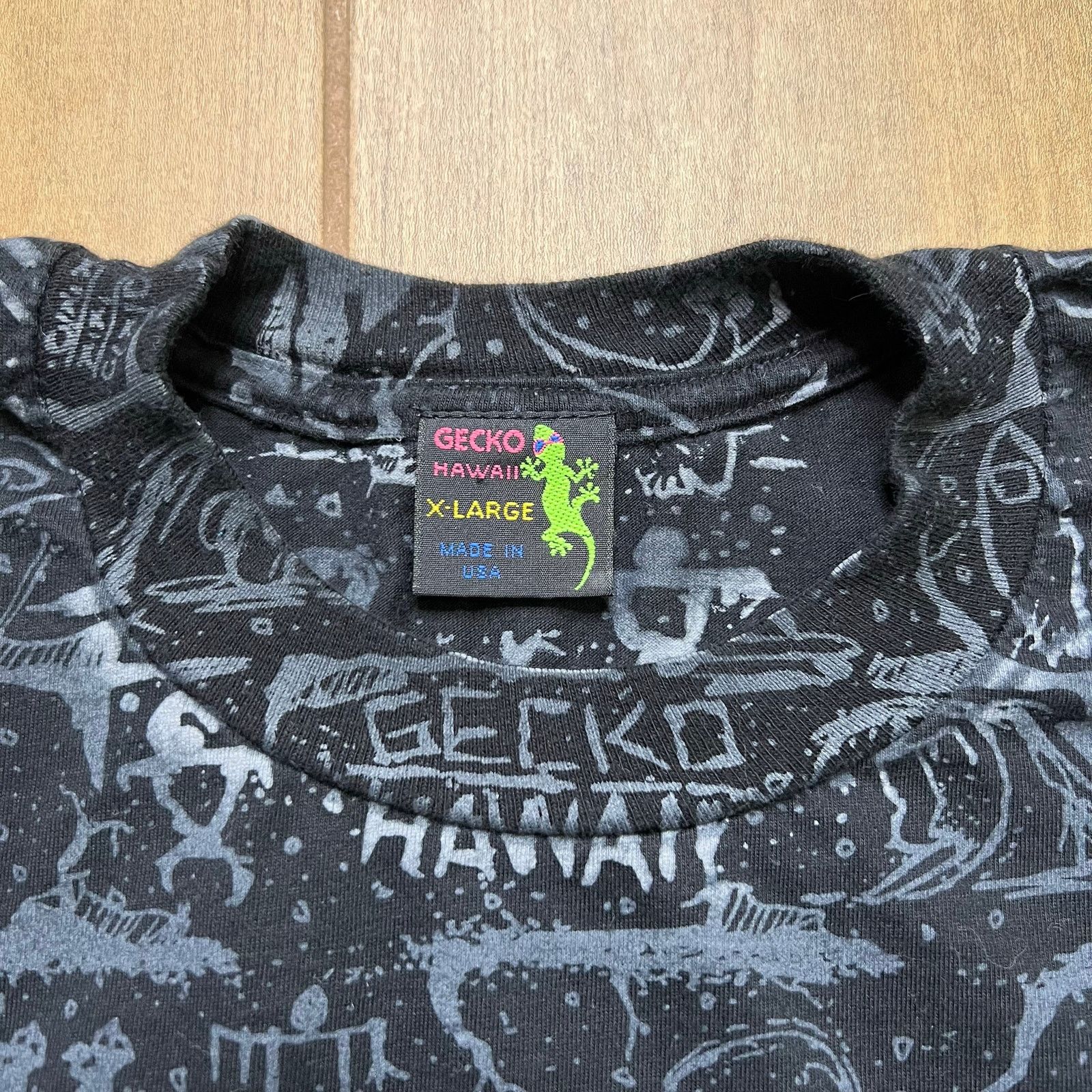 Vintage Vintage 90s GECKO HAWAII T-Shirt Black All Over XL USA made Size US XL / EU 56 / 4 - 3 Thumbnail