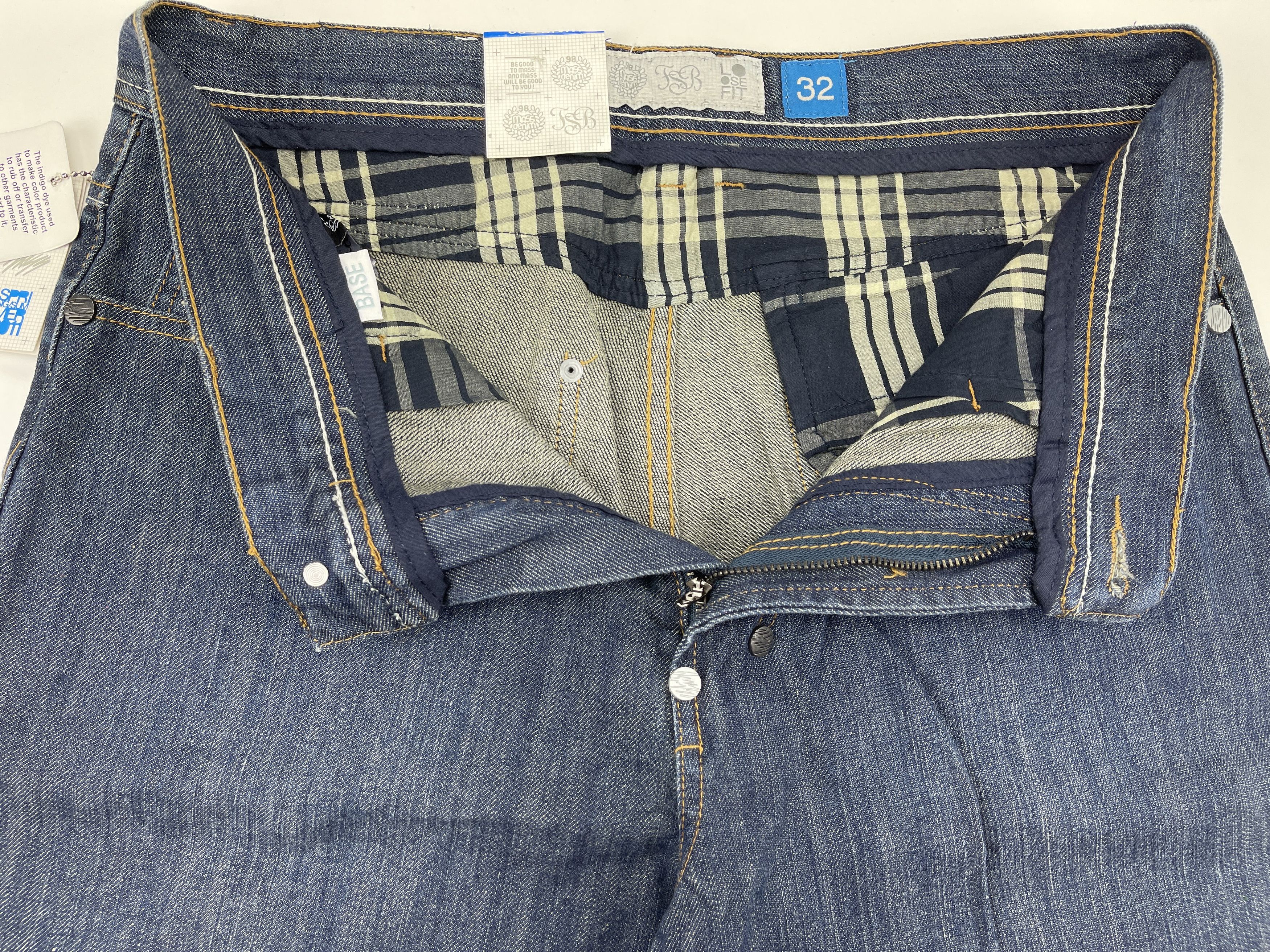 Vintage Mass DNM jeans shorts, vintage hip hop, 90s, skater, size 32 Size US 32 / EU 48 - 11 Thumbnail