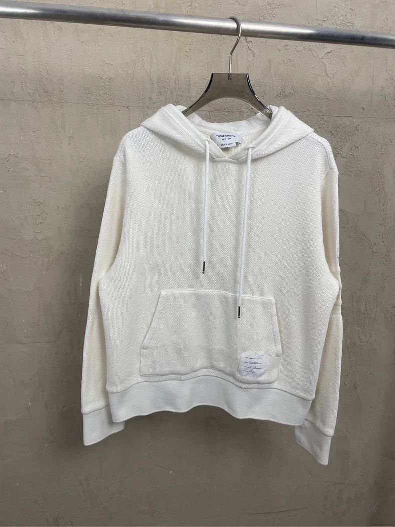 Thom Browne Thom browne Milk-white four-striped waffle hooded hoodie 25 Size US M / EU 48-50 / 2 - 1 Thumbnail
